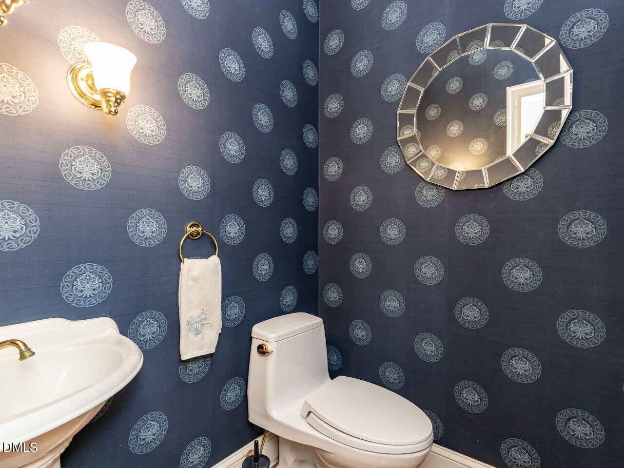 6001 Atkins Farm Court, Raleigh