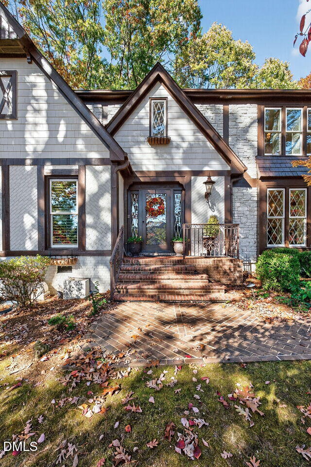 7312 Haymarket Lane, Raleigh