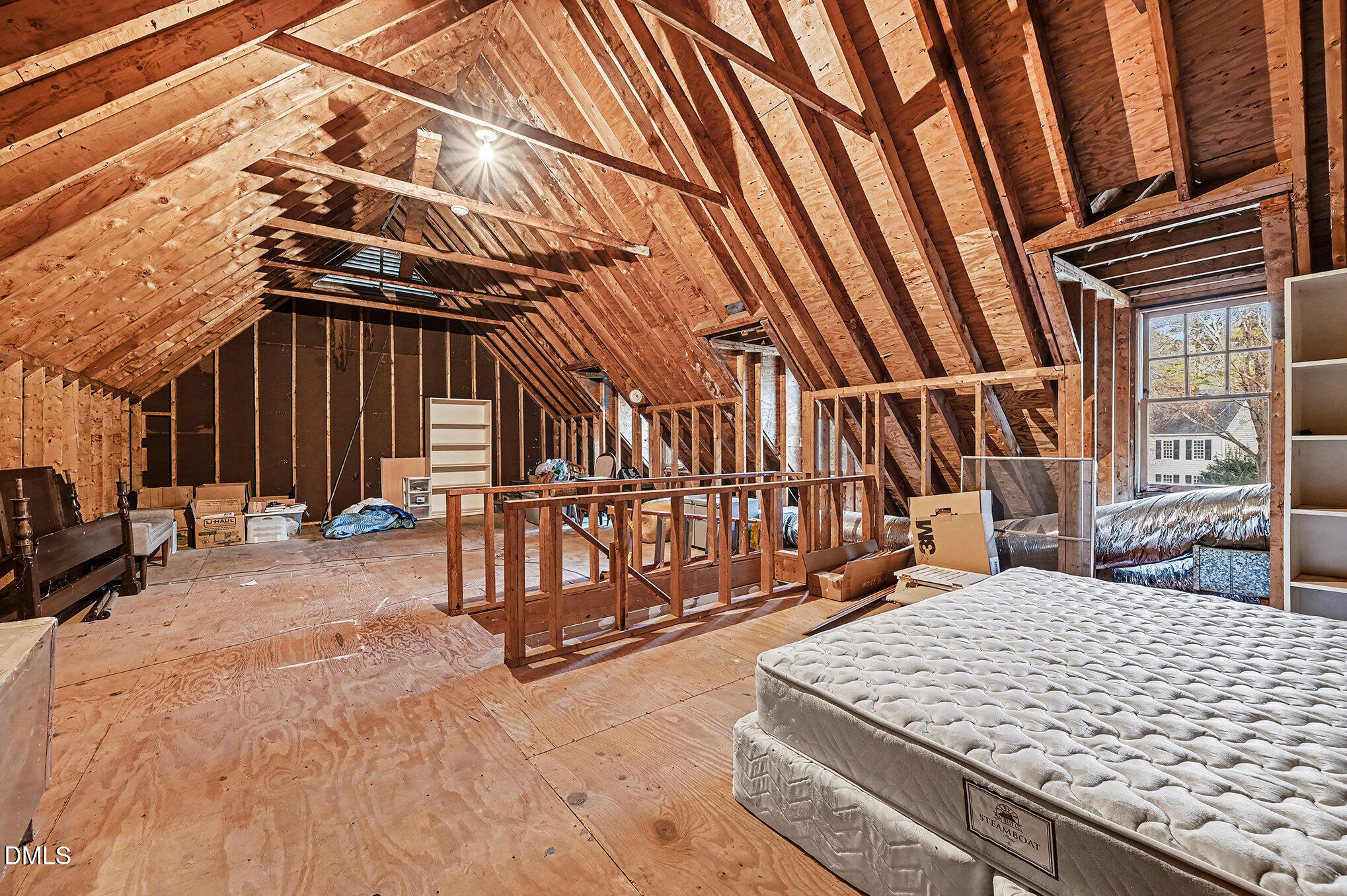 6332 Bayswater Trail