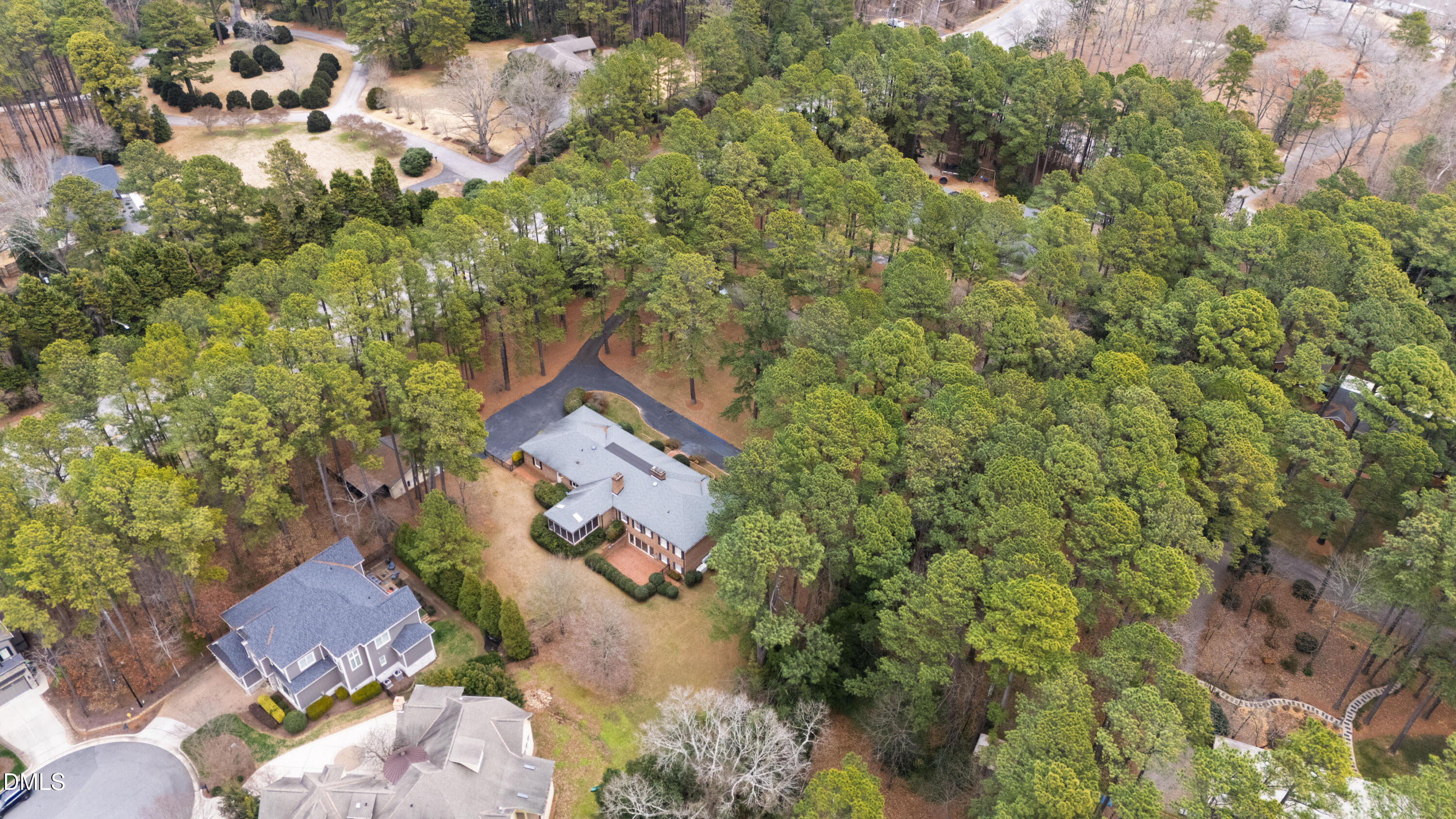 5515 Lambshire Drive