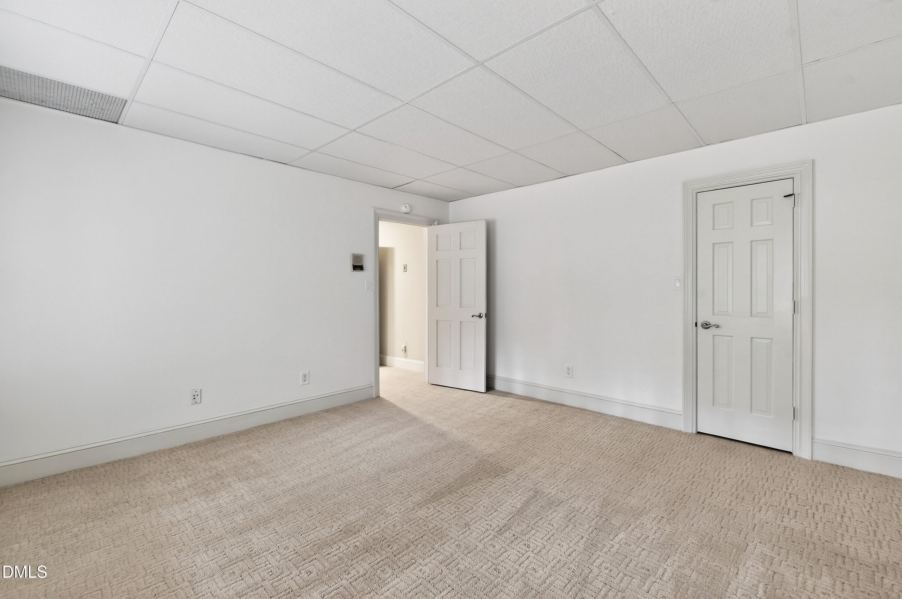 5515 Lambshire Drive