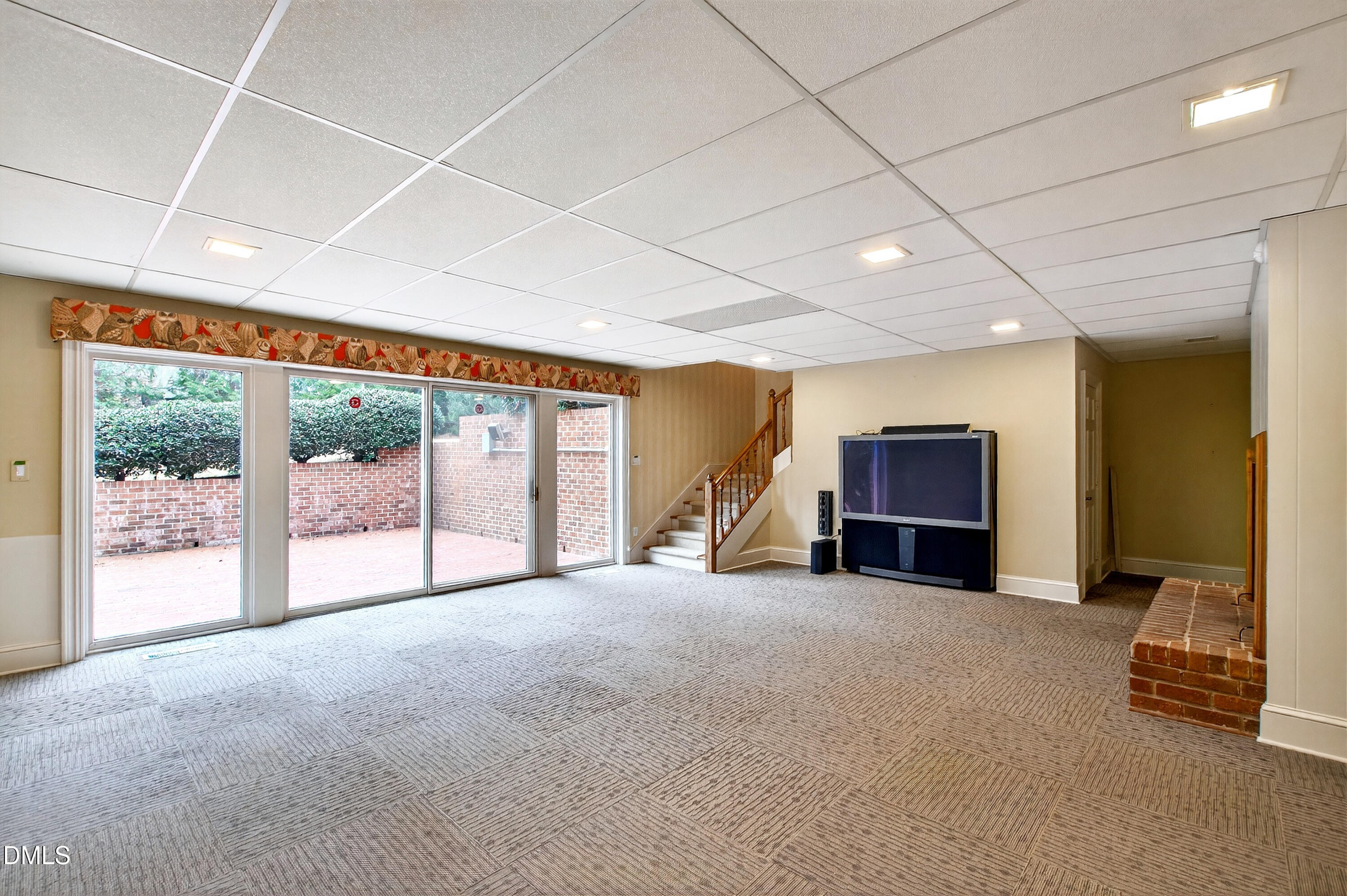 5515 Lambshire Drive