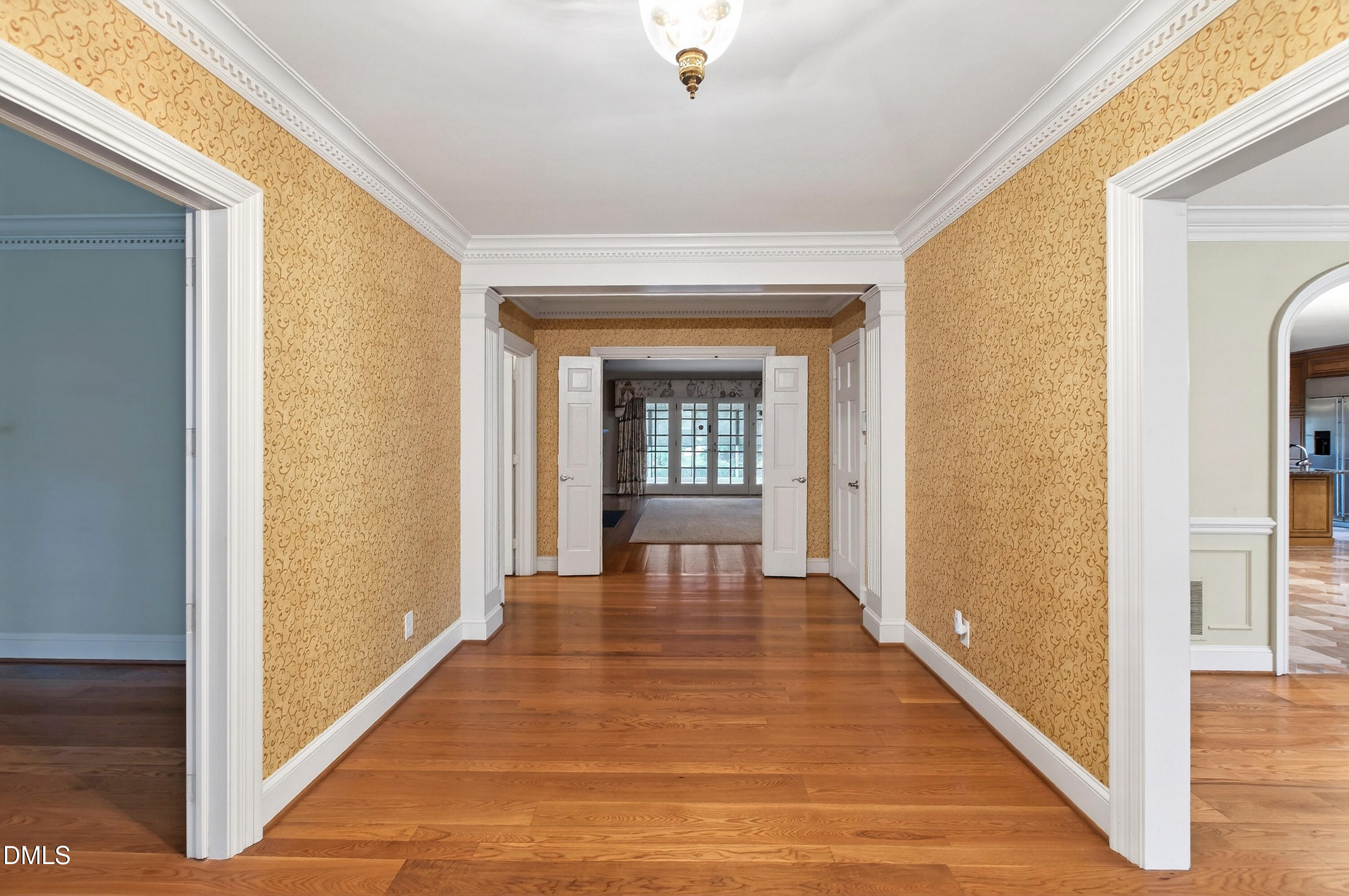5515 Lambshire Drive
