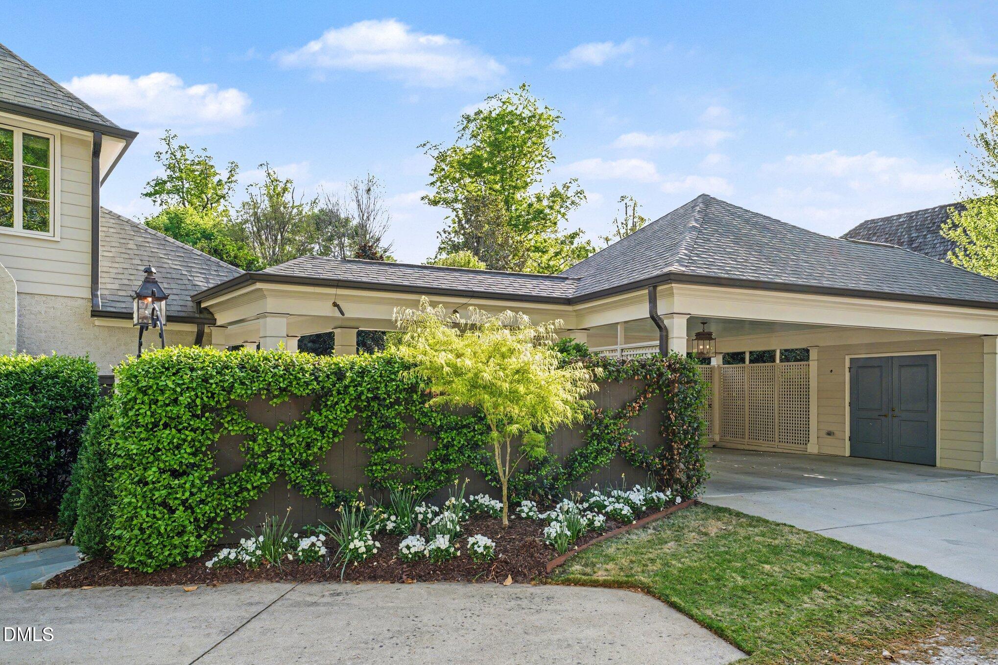 2709 Lochmore Drive
