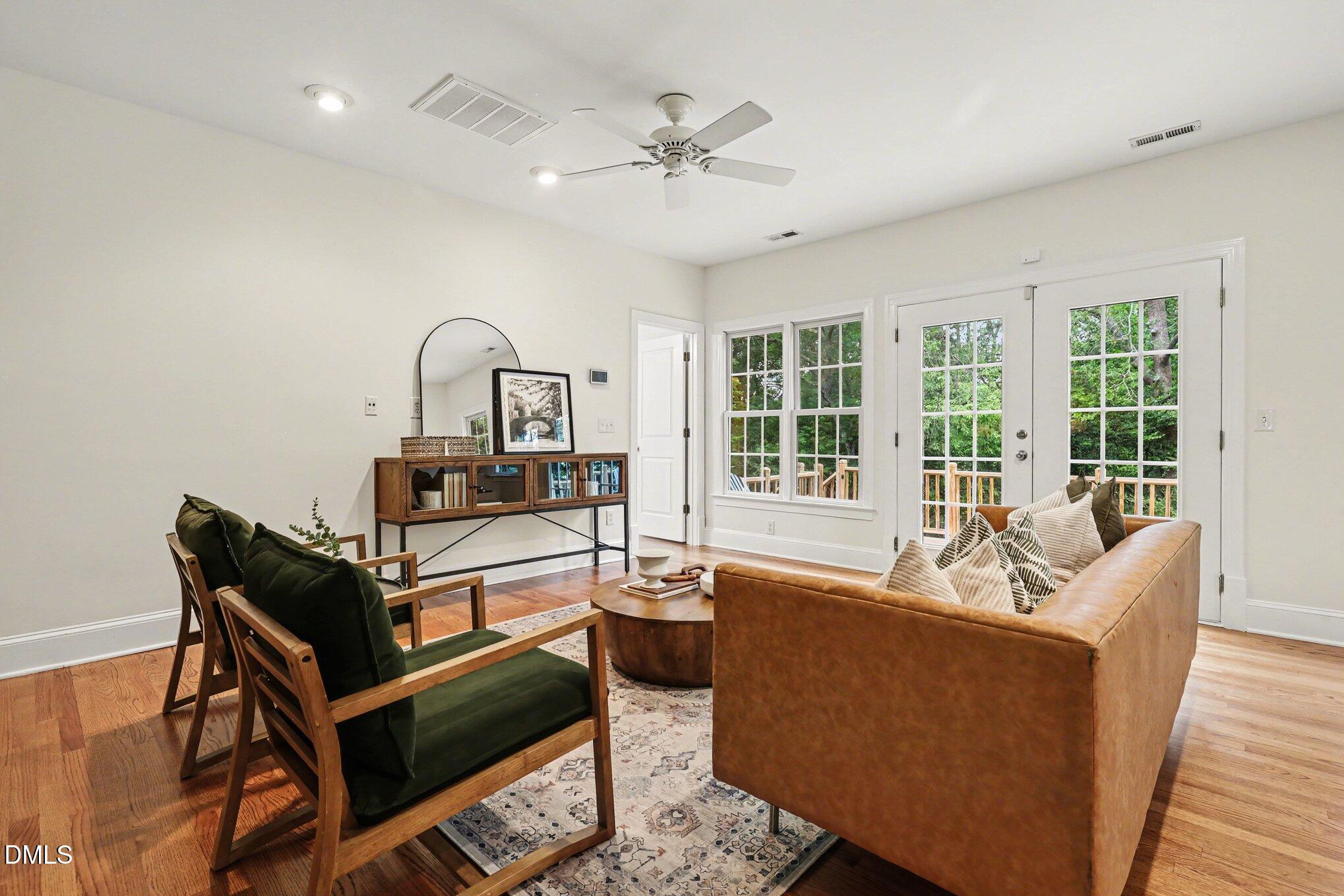 2700 Wayland Drive