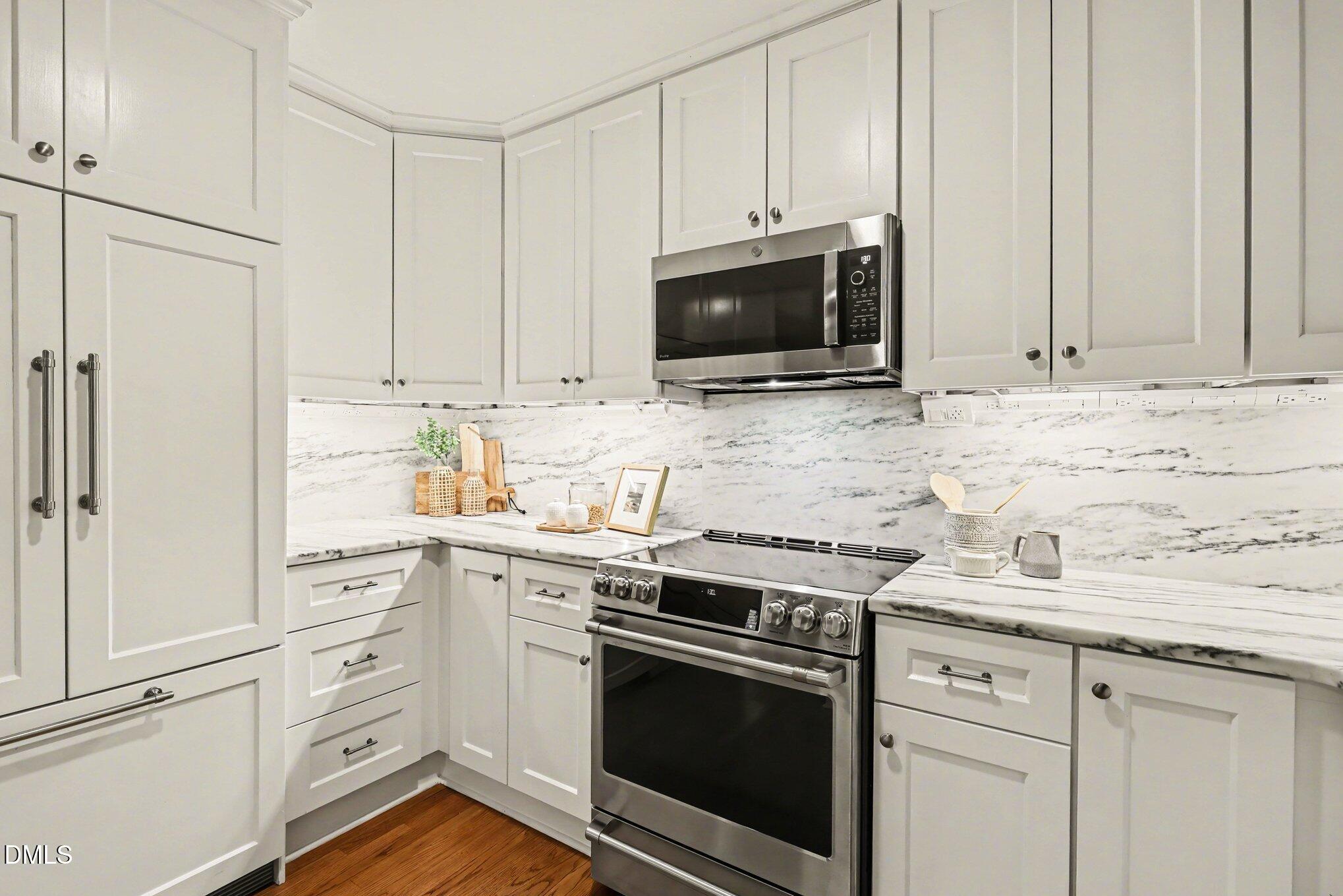2700 Wayland Drive
