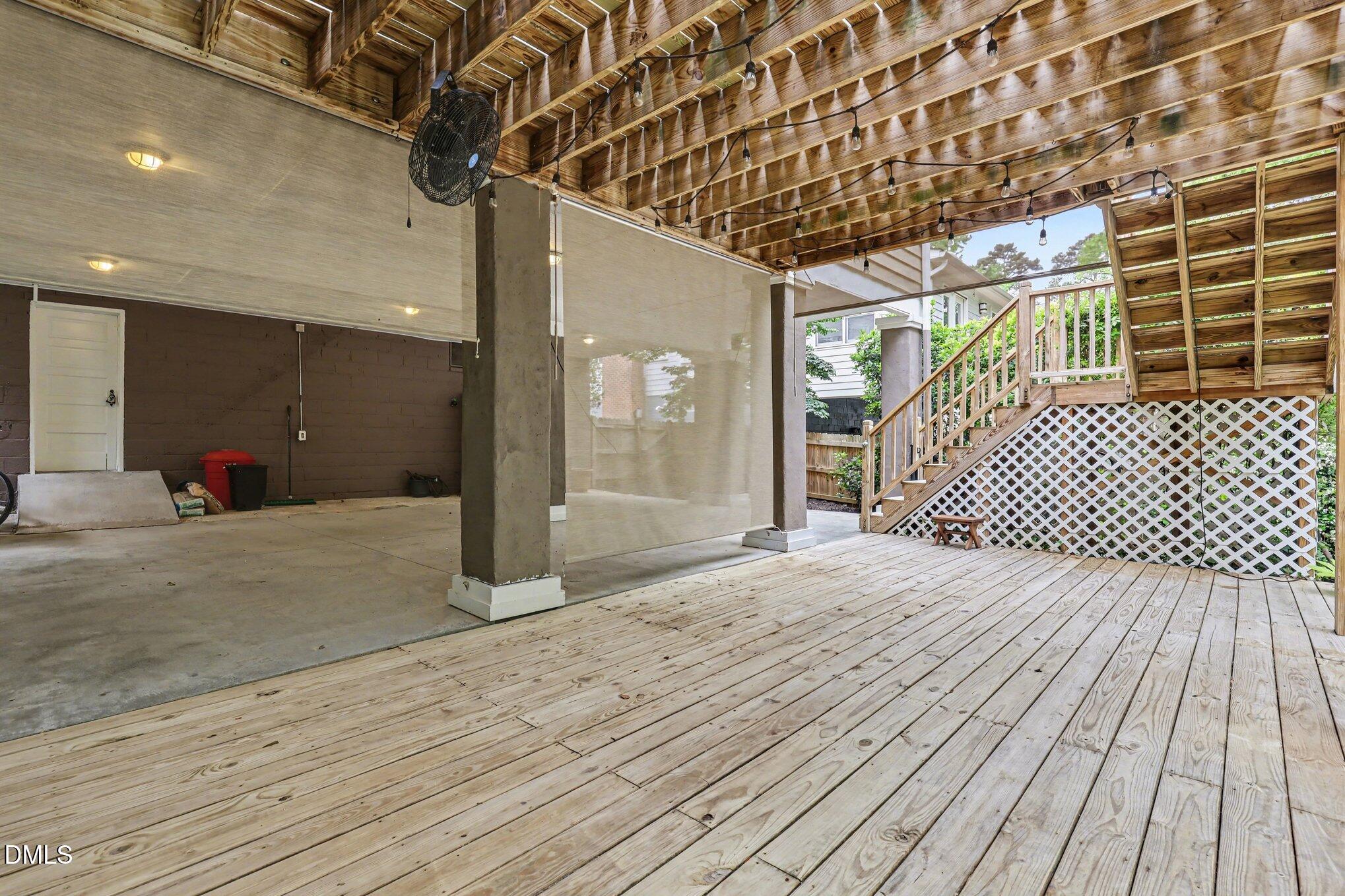 2700 Wayland Drive