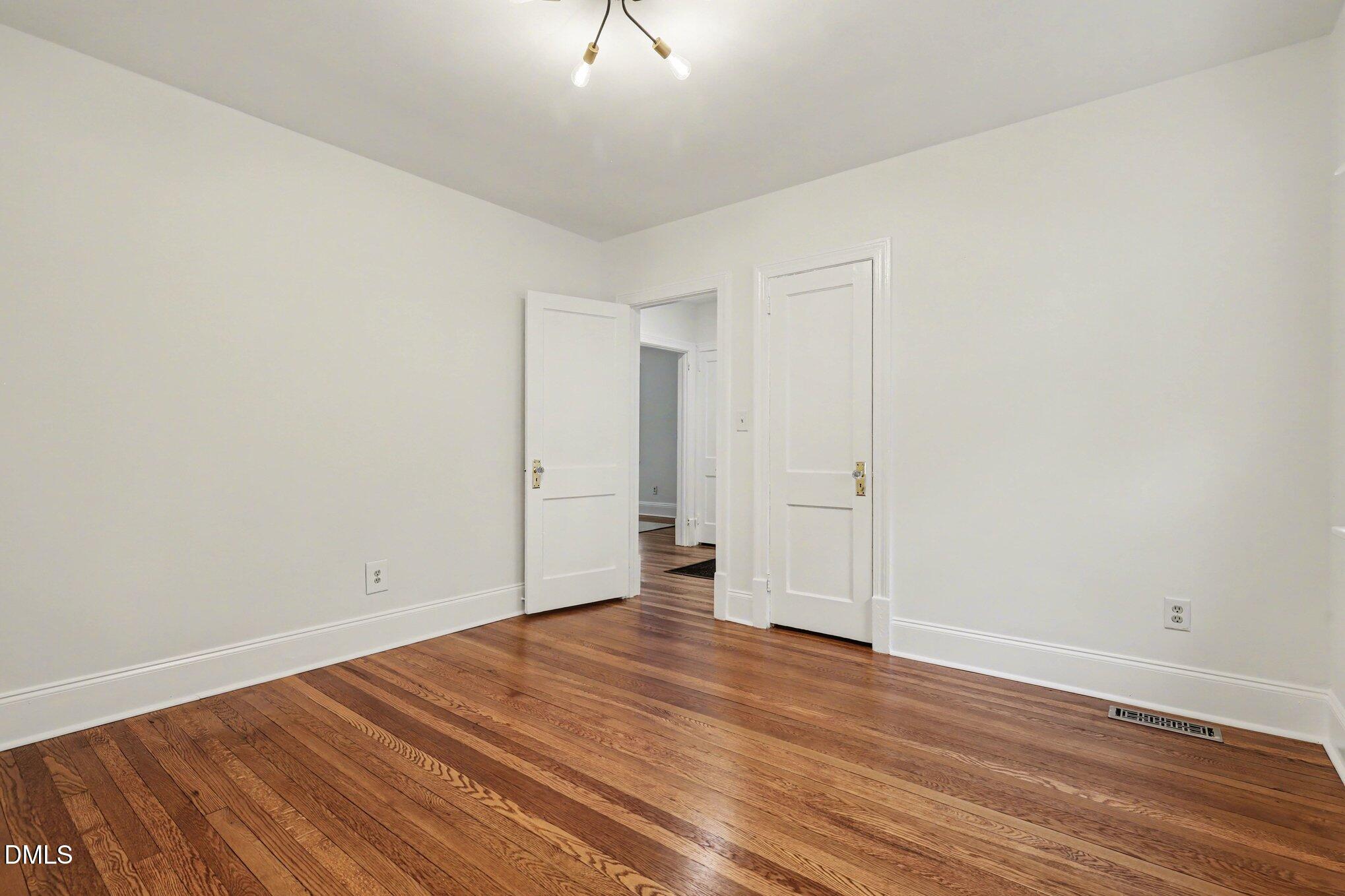 2700 Wayland Drive