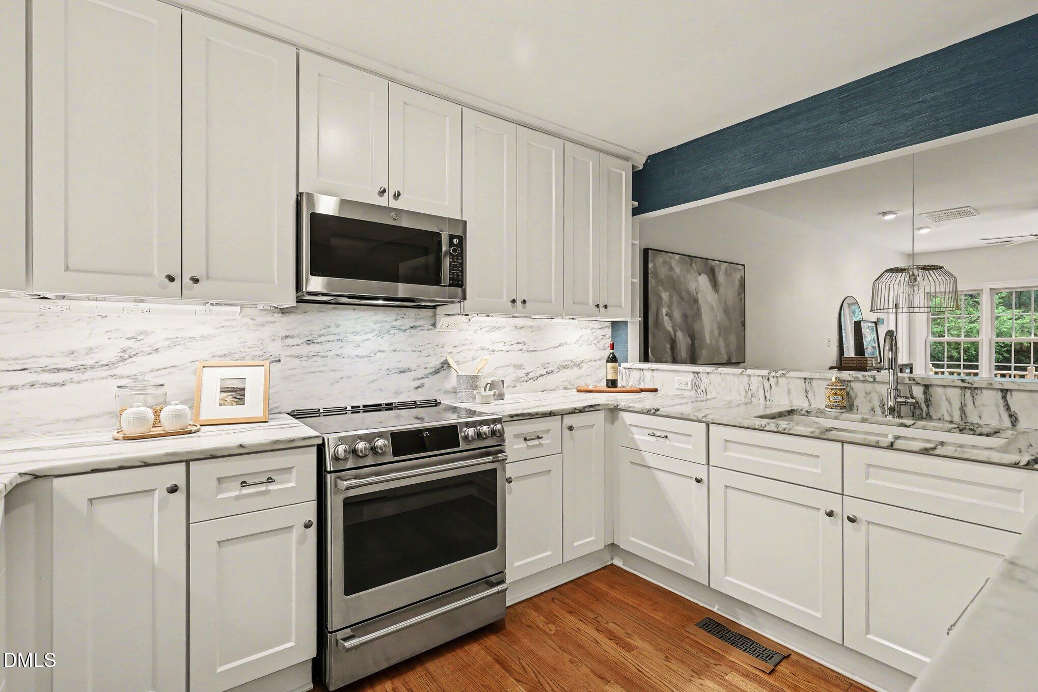2700 Wayland Drive
