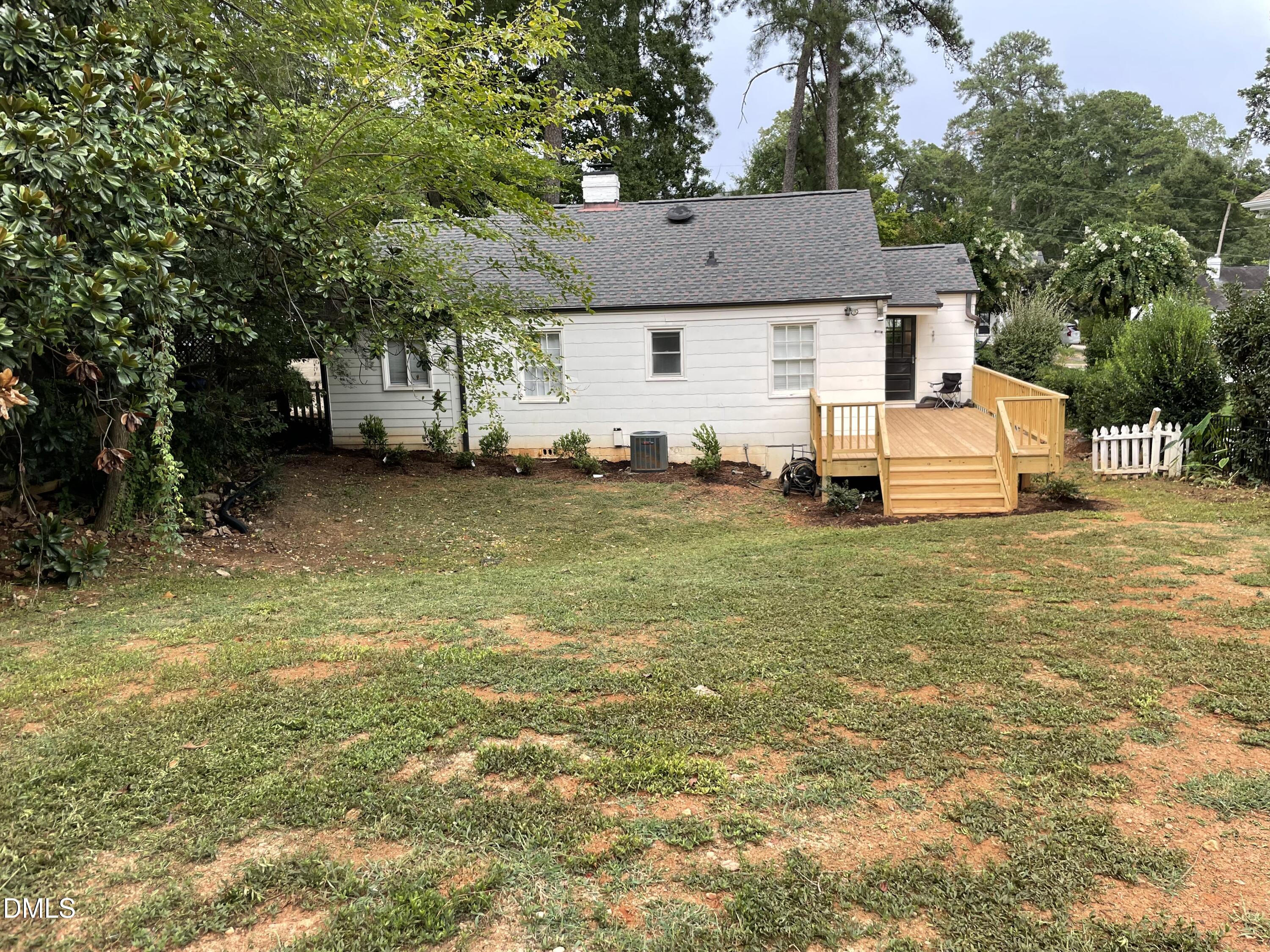 1009 Canterbury Road