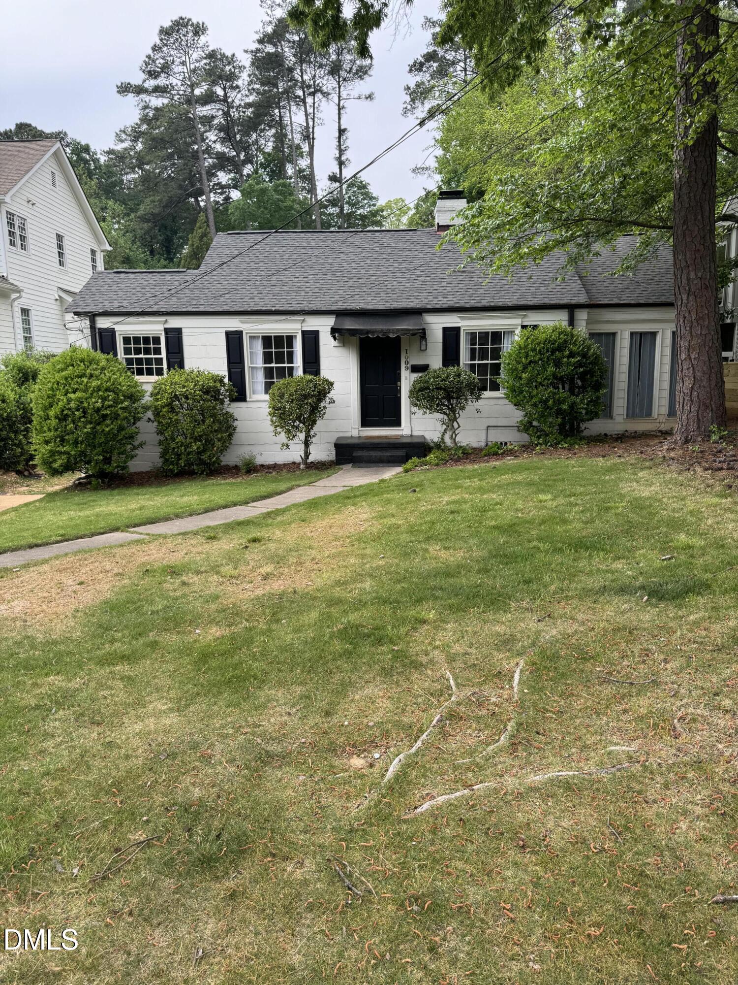 1009 Canterbury Road