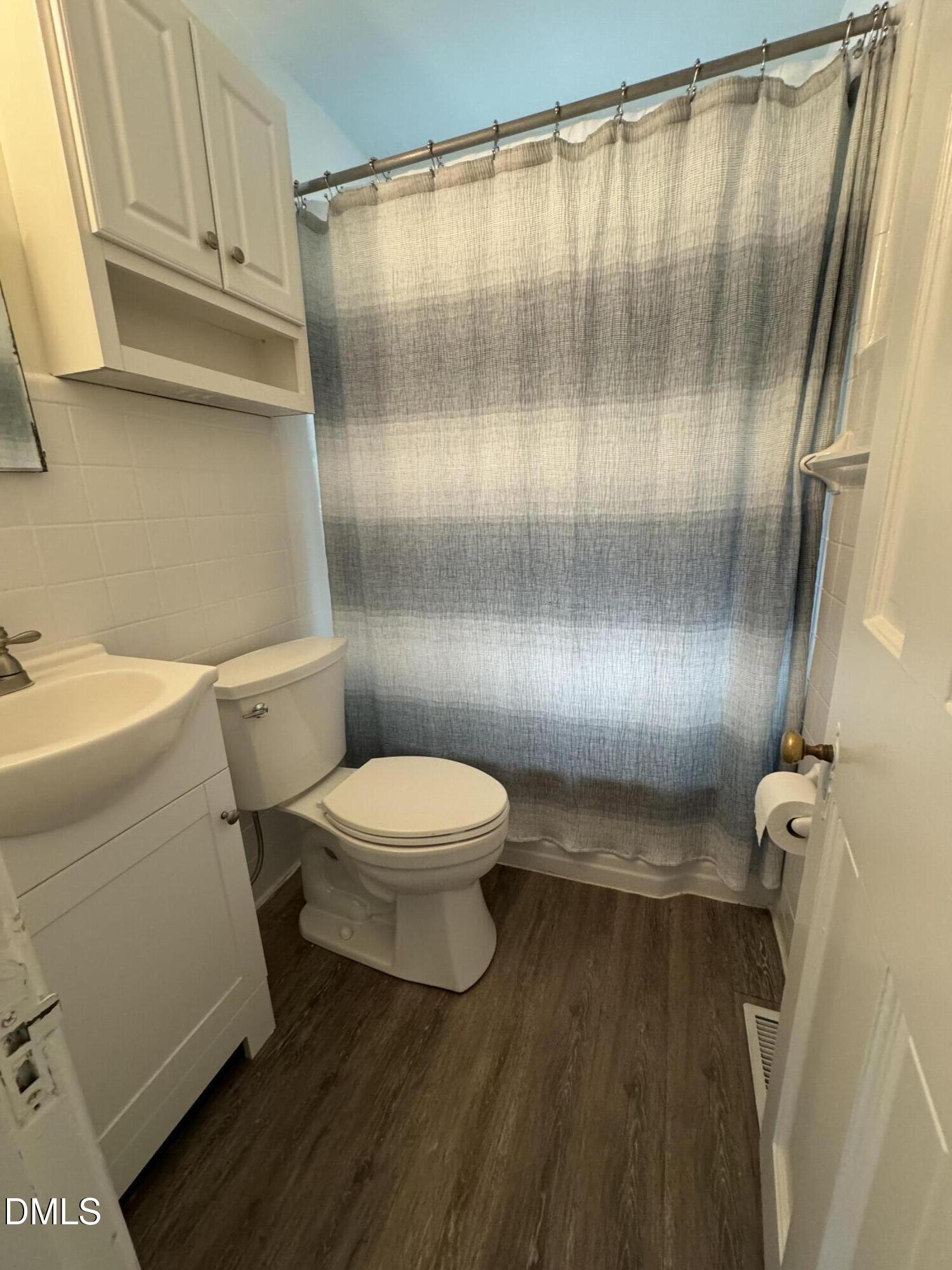 1009 Canterbury Road