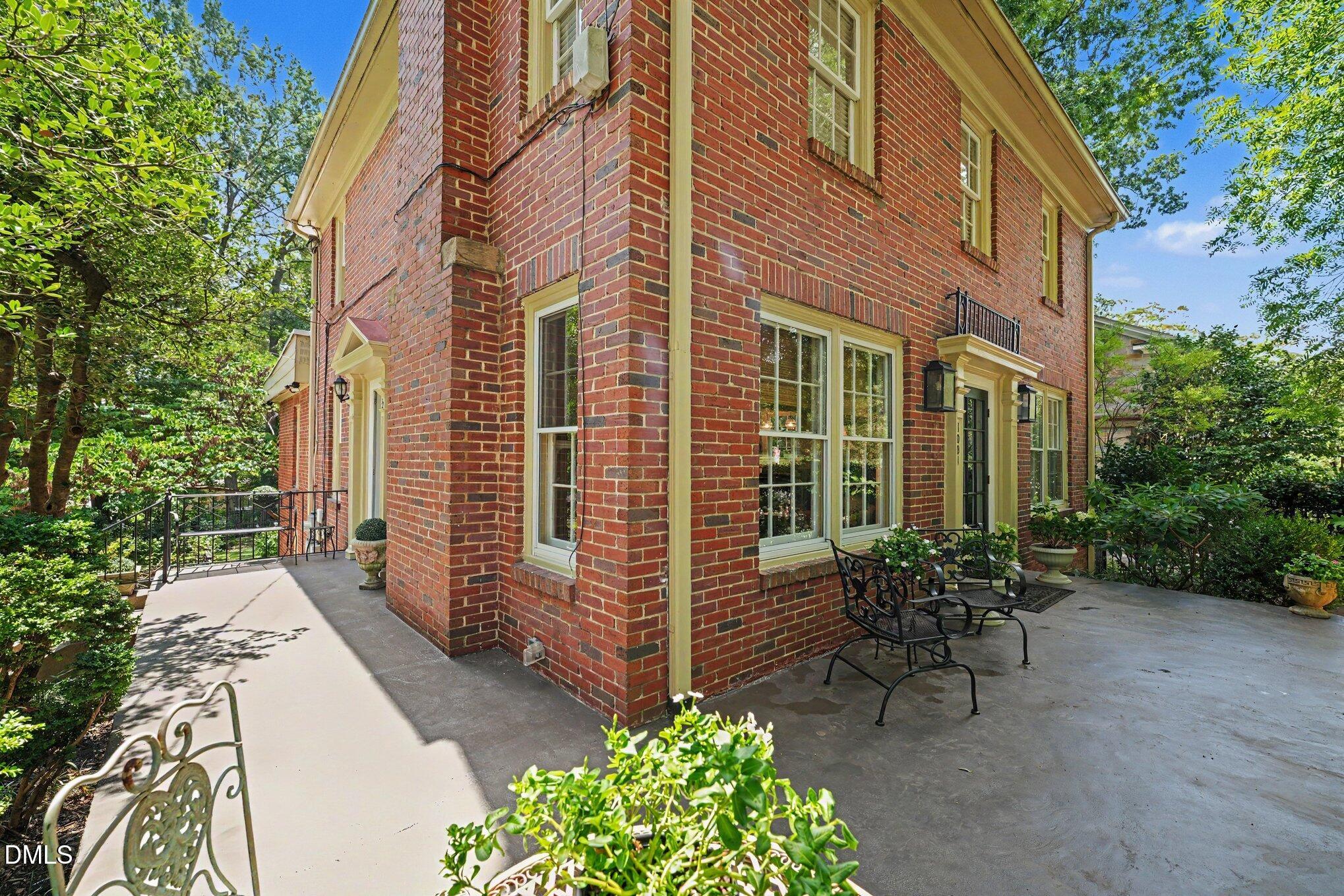 1001 W Peace Street