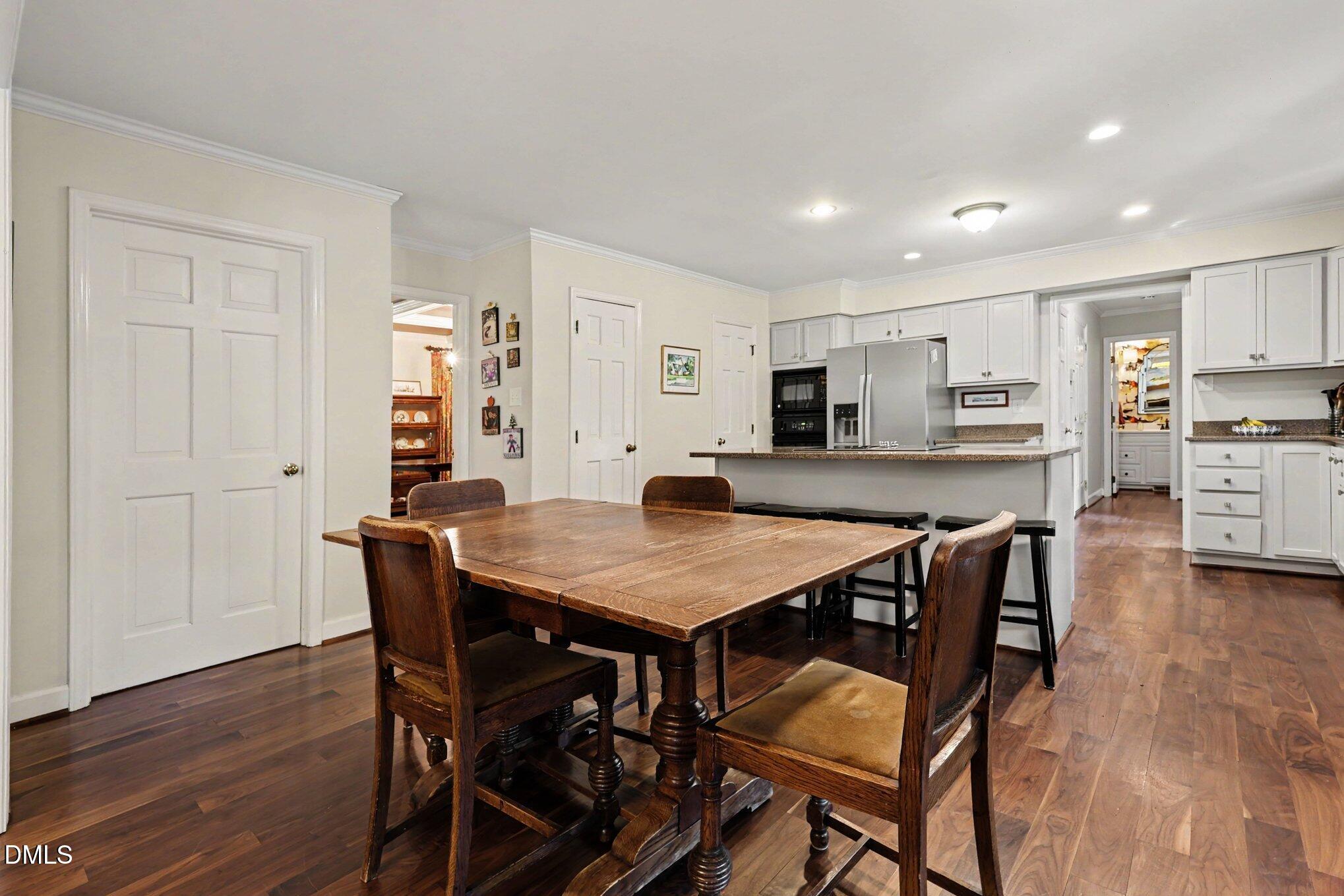 5921 Valley Estates Drive