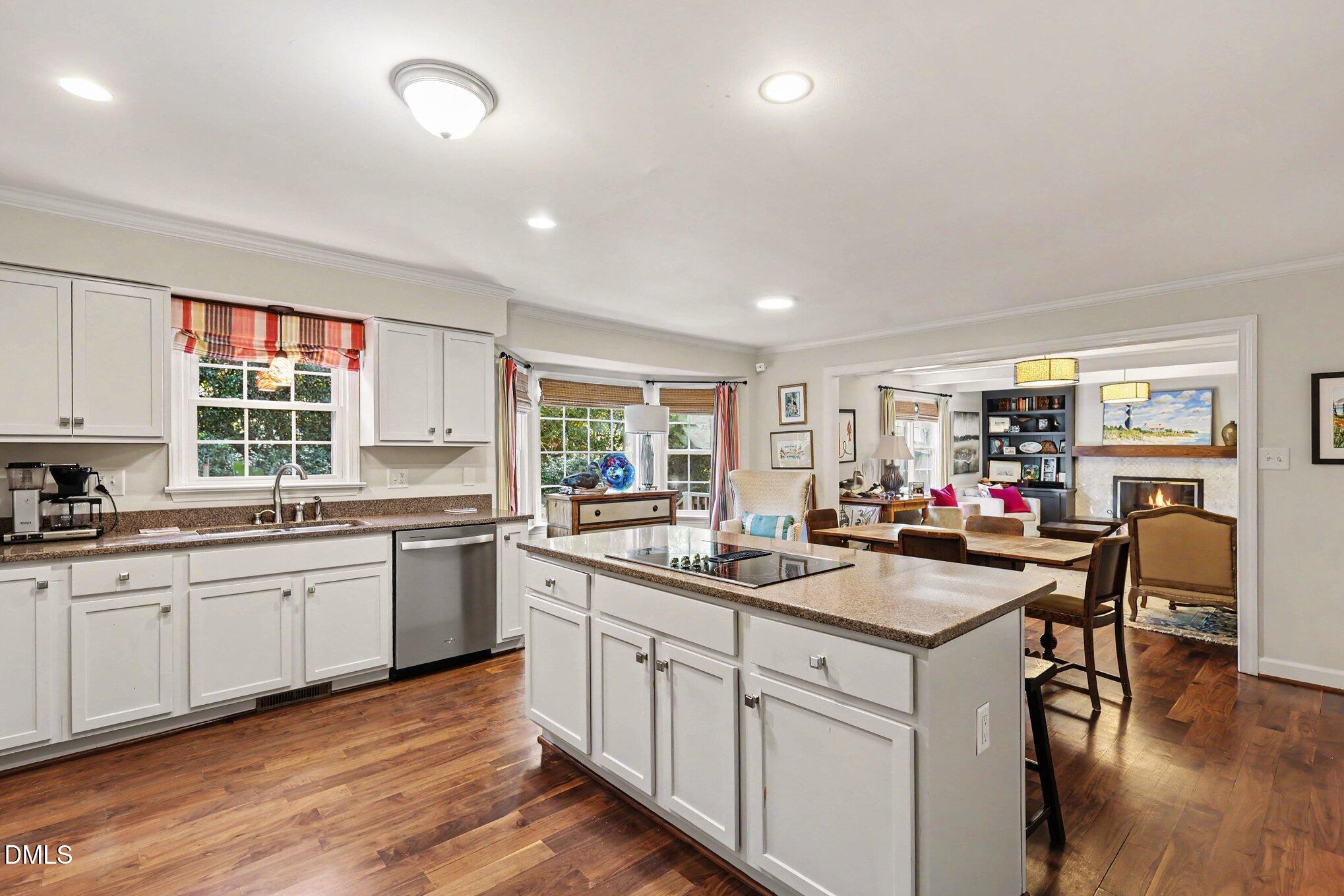 5921 Valley Estates Drive