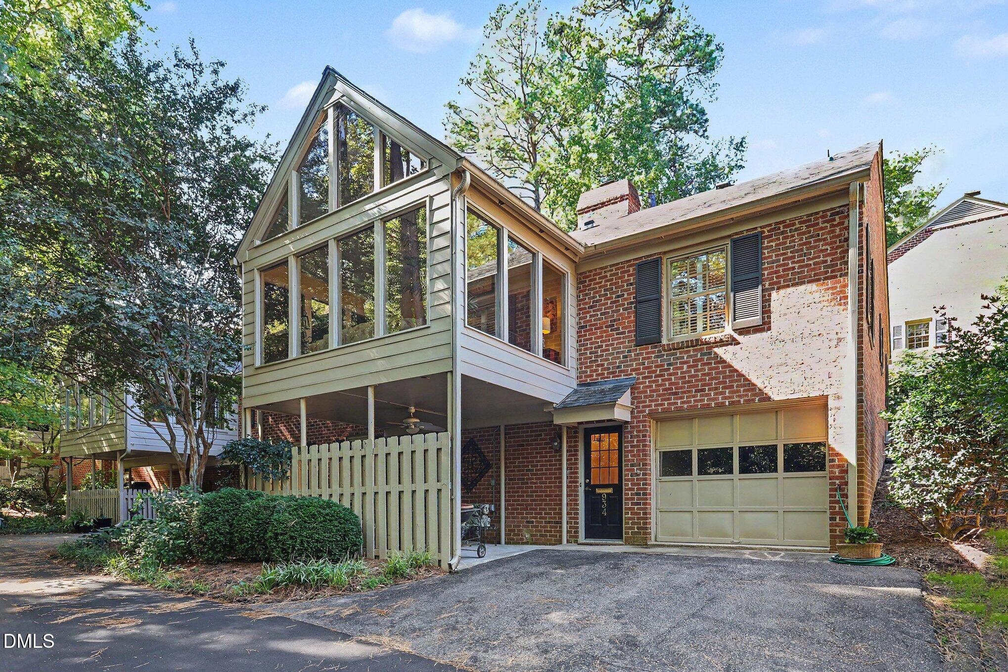 934 Blenheim Drive