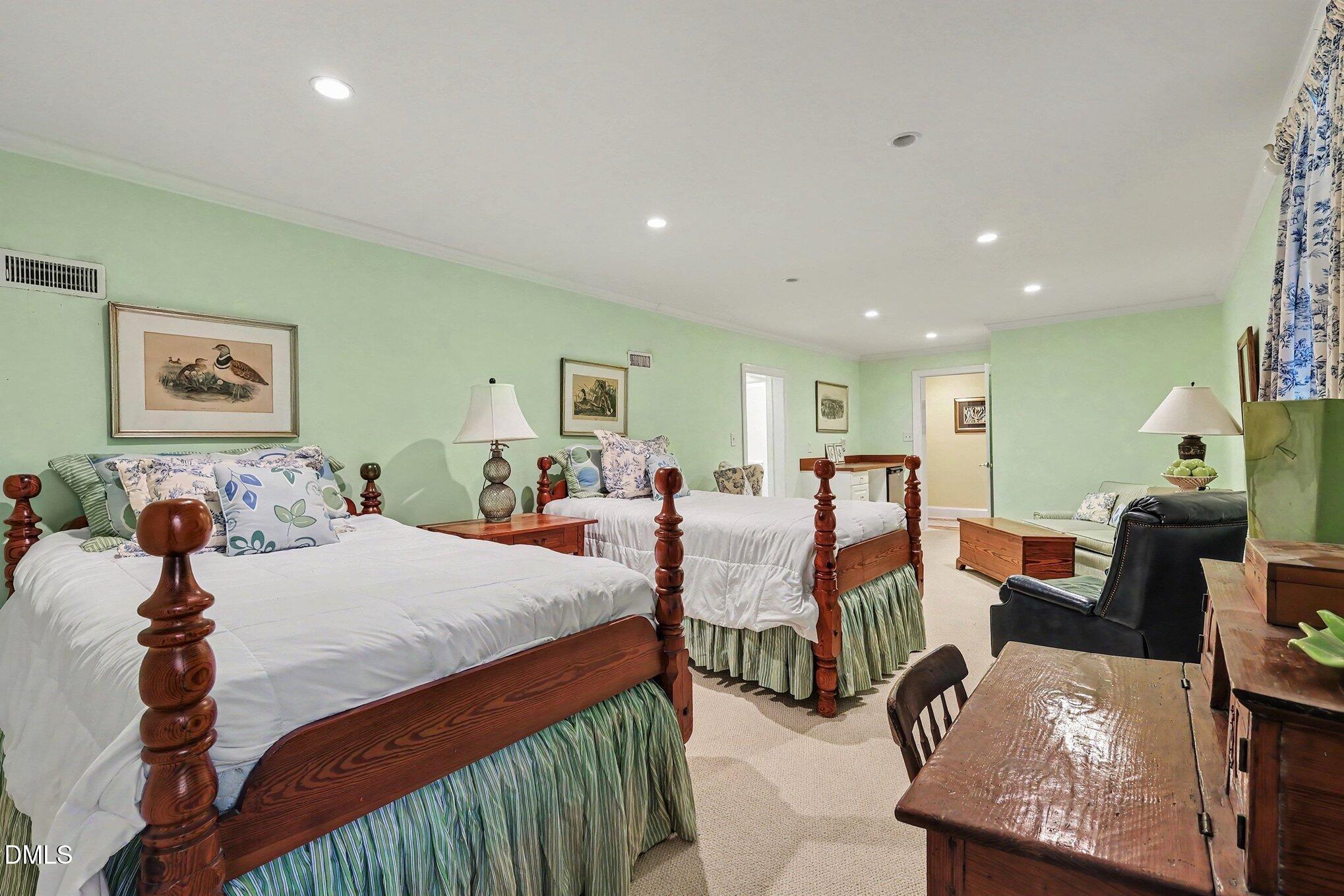 934 Blenheim Drive