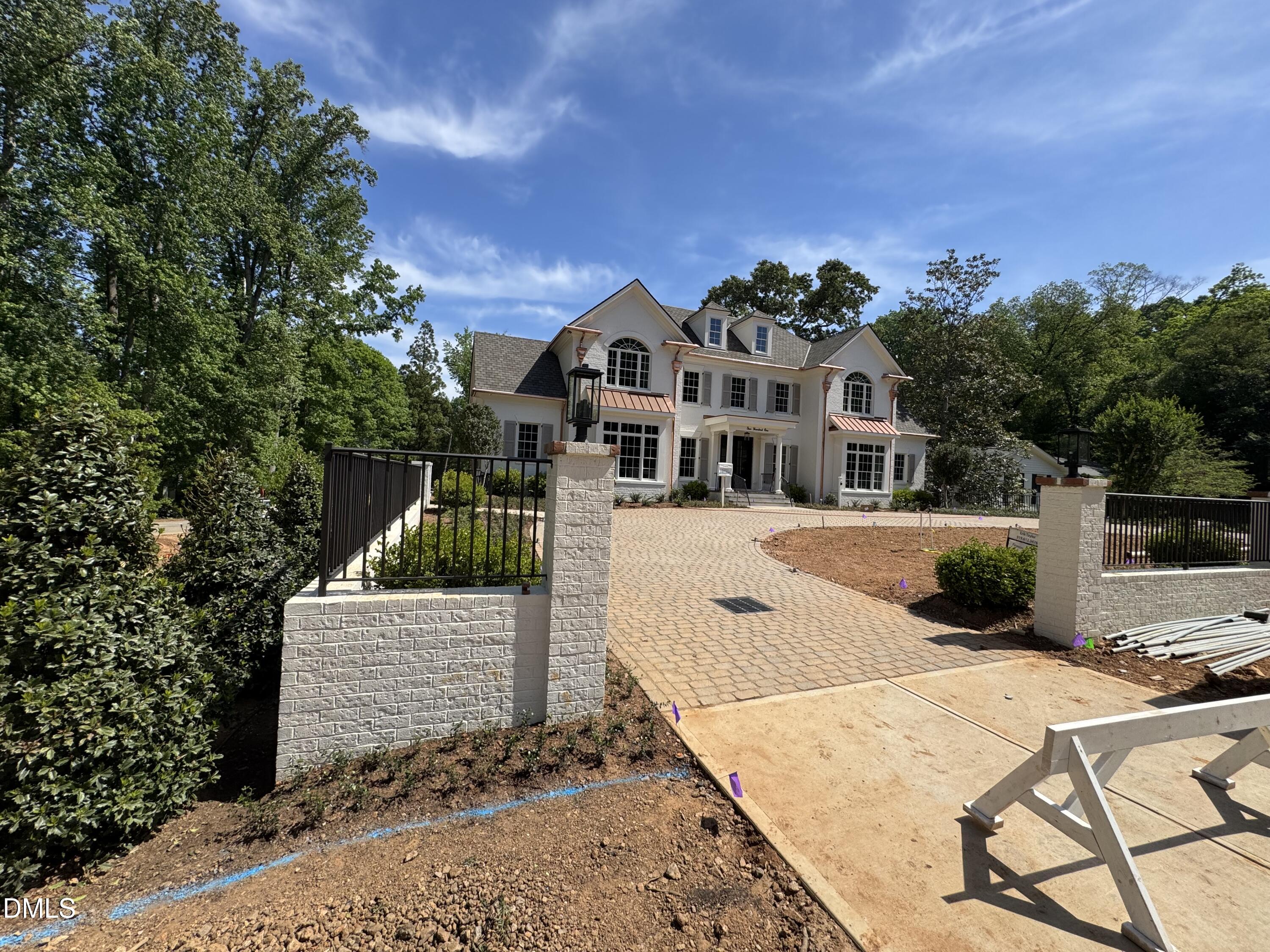 501 Hertford Street