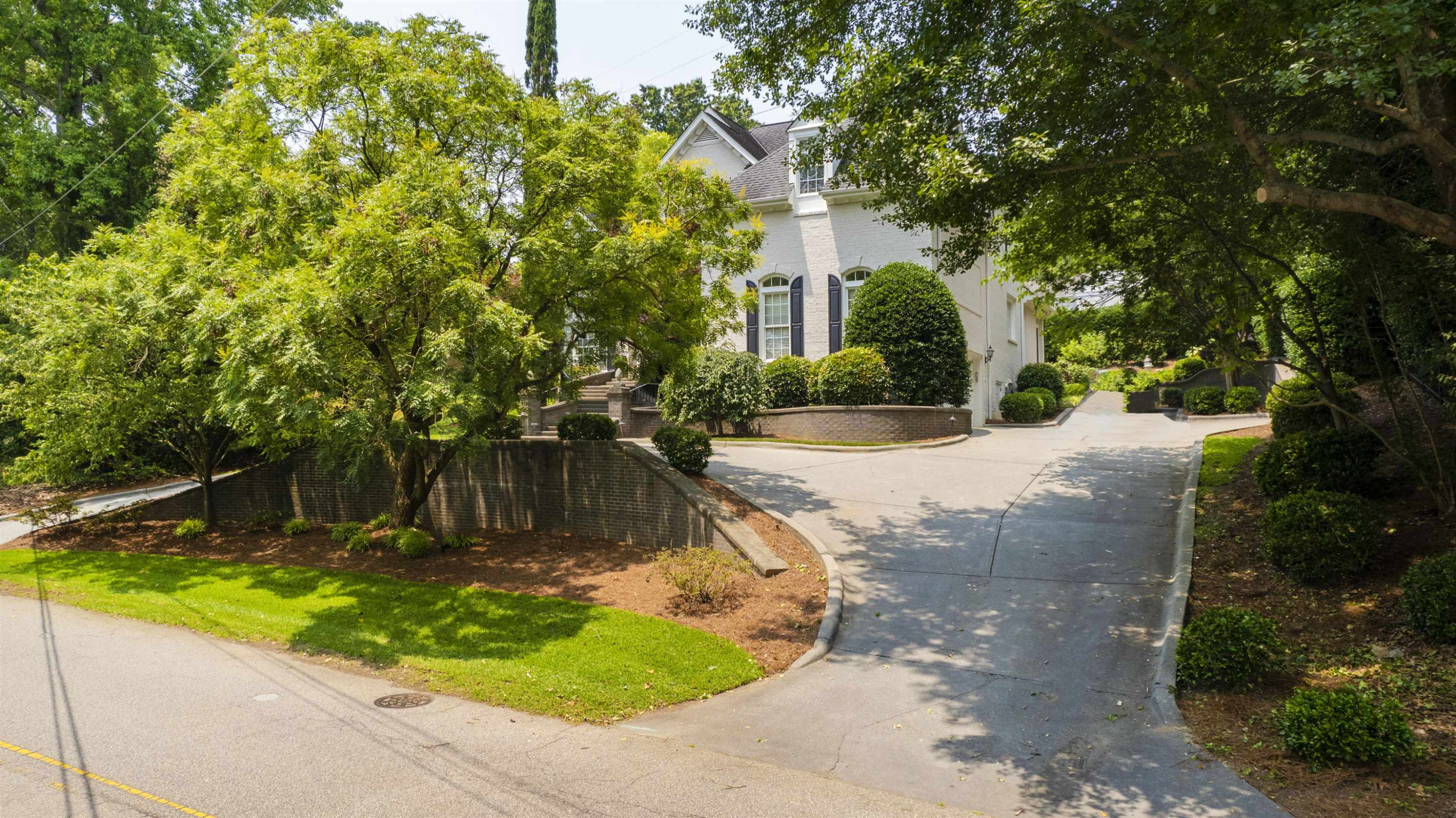 306 Lake Boone Trail