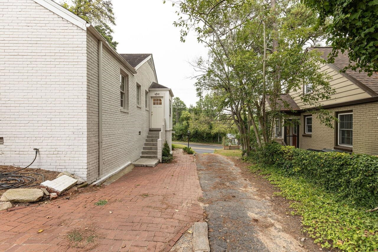 2922 Oberlin Road