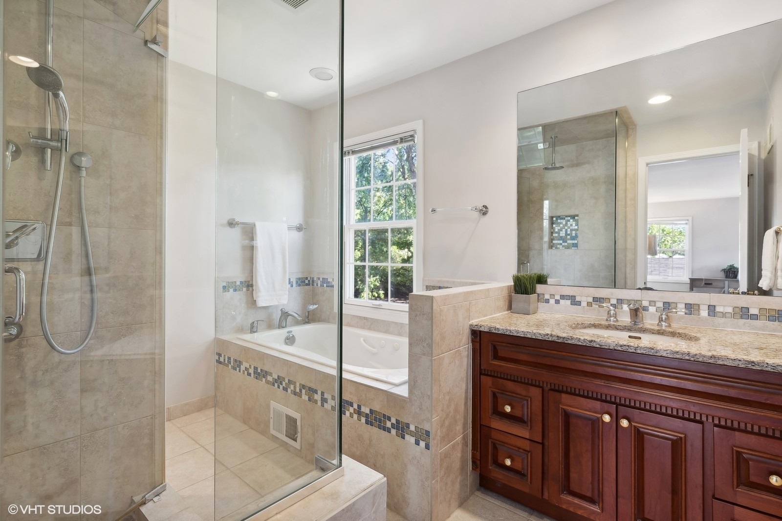 2843 Farmington Road