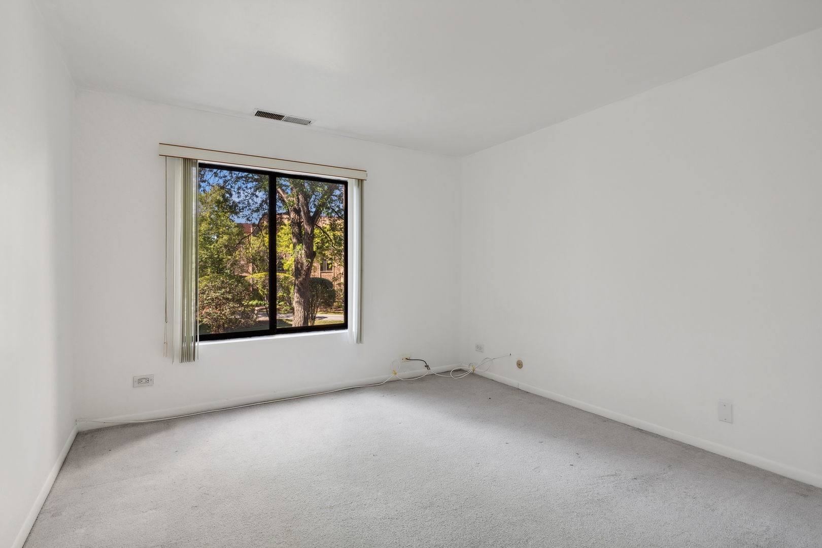 2050 Valencia Drive Unit: 206C
