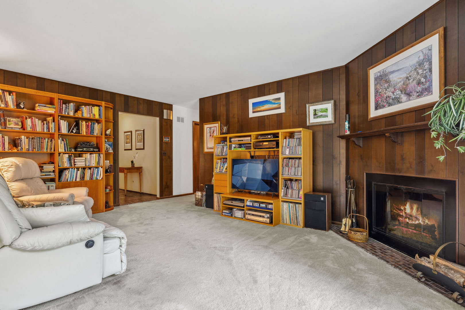 3245 Lakeside Avenue