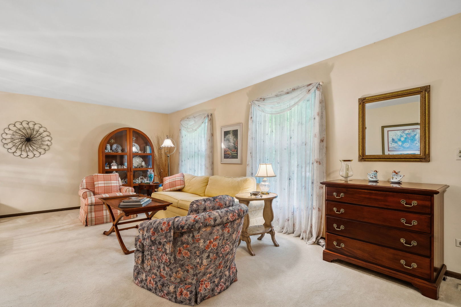 3245 Lakeside Avenue