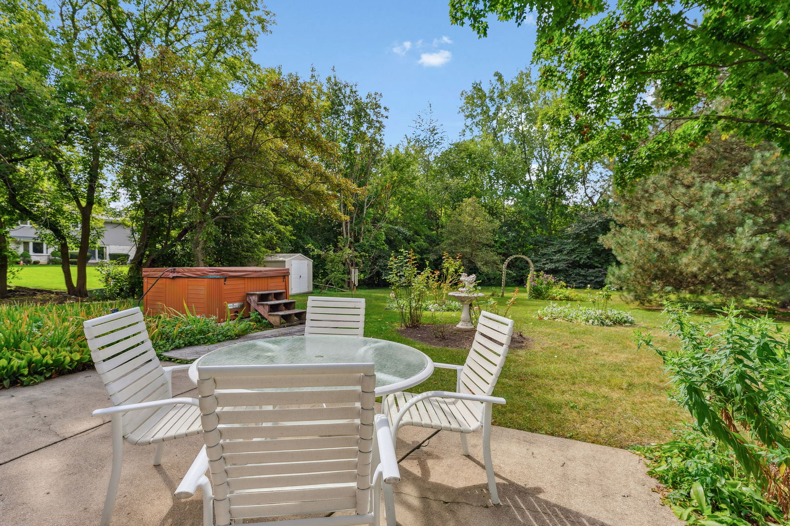 3245 Lakeside Avenue