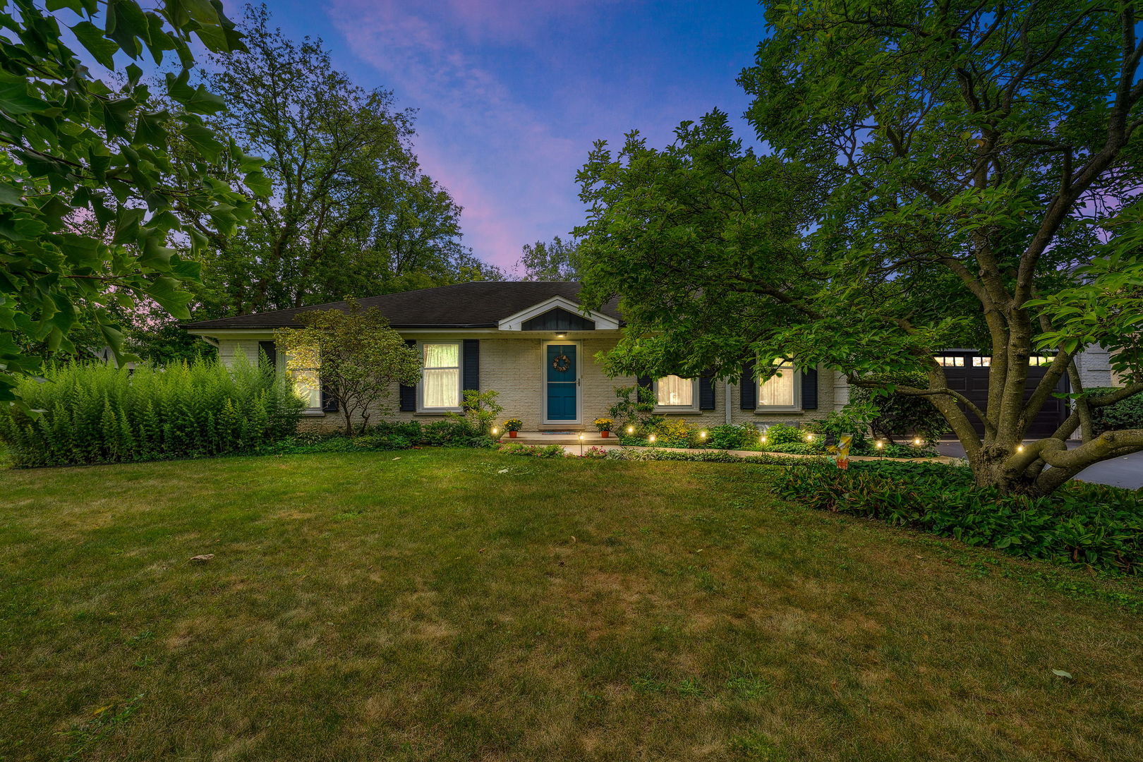 3245 Lakeside Avenue