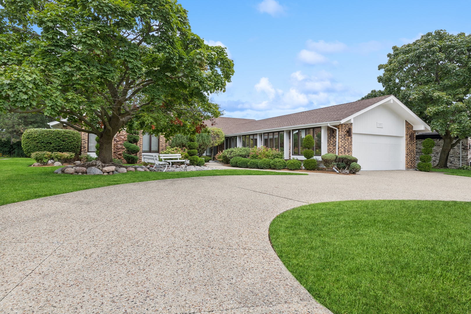 3652 Palm Canyon Drive