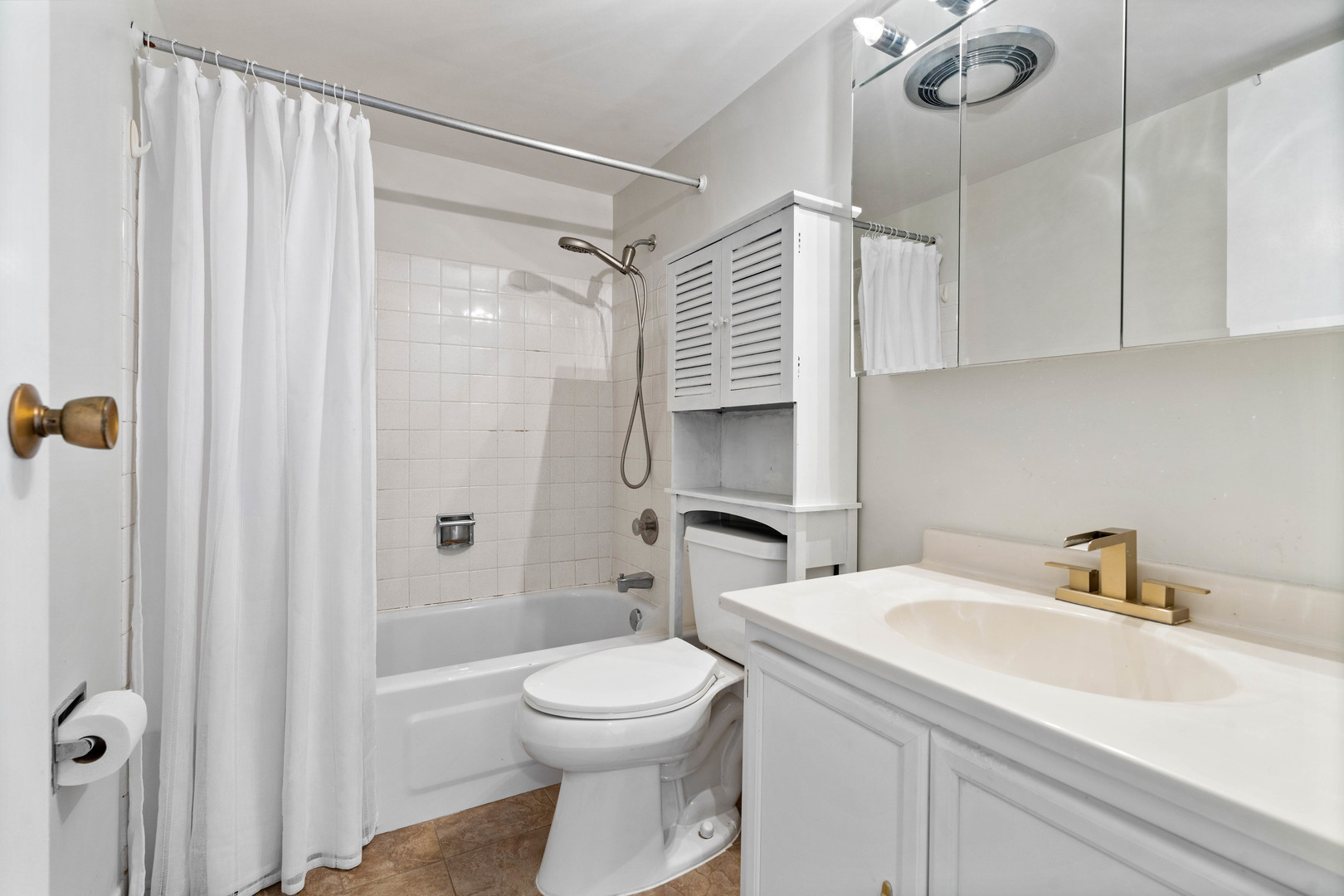 2005 Valencia Drive Unit: 200D