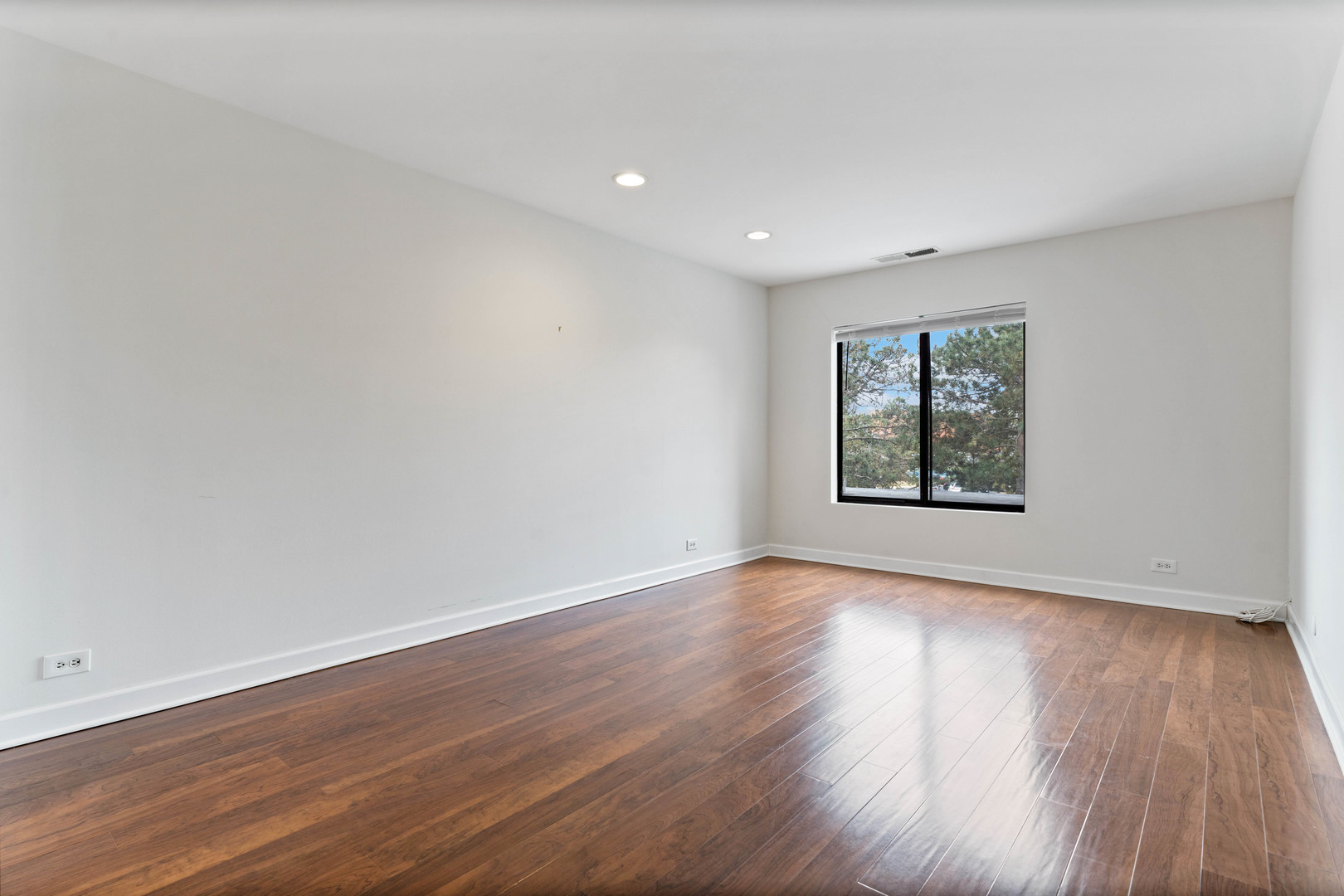 2005 Valencia Drive Unit: 200D