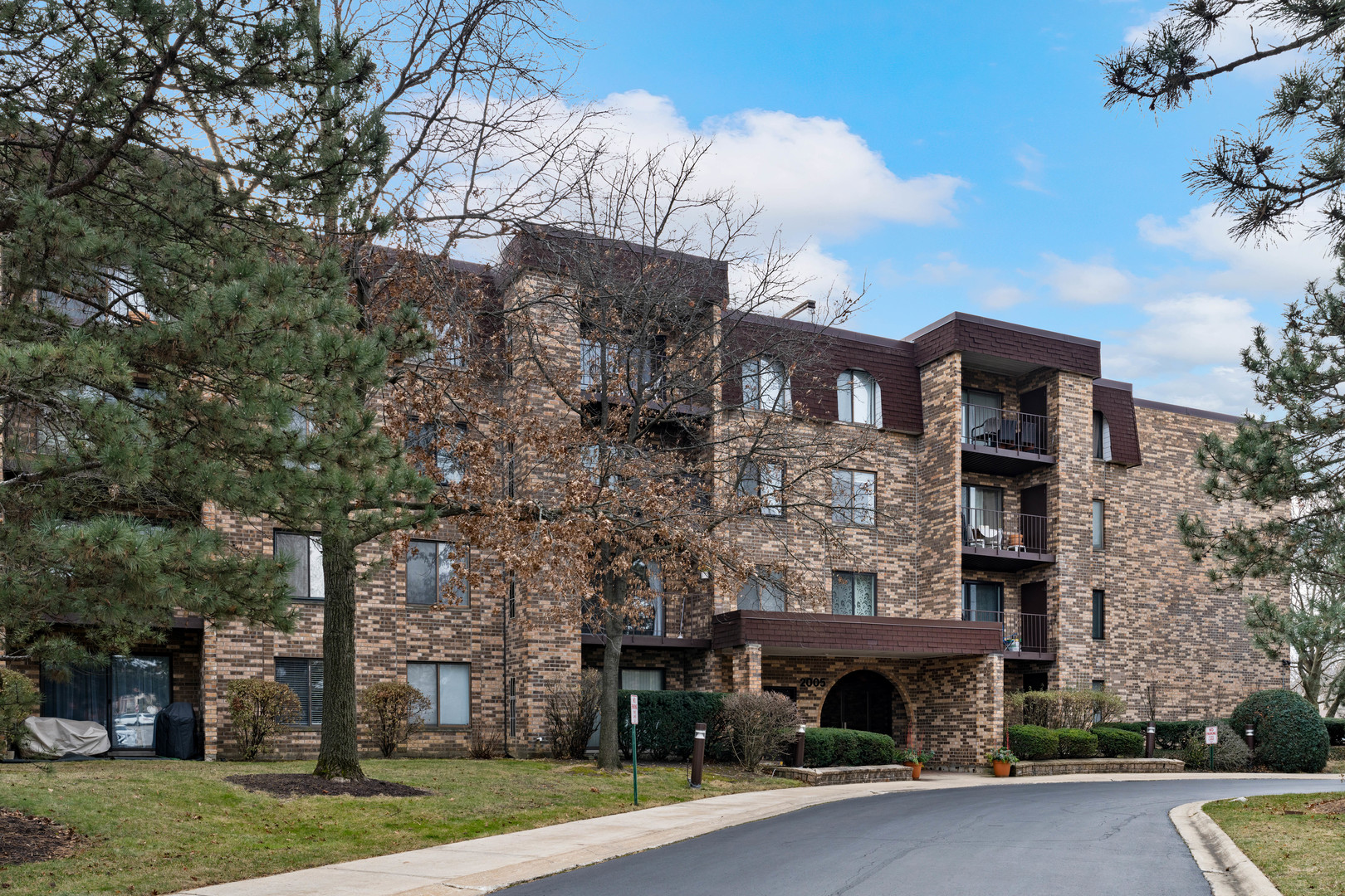 2005 Valencia Drive Unit: 200D