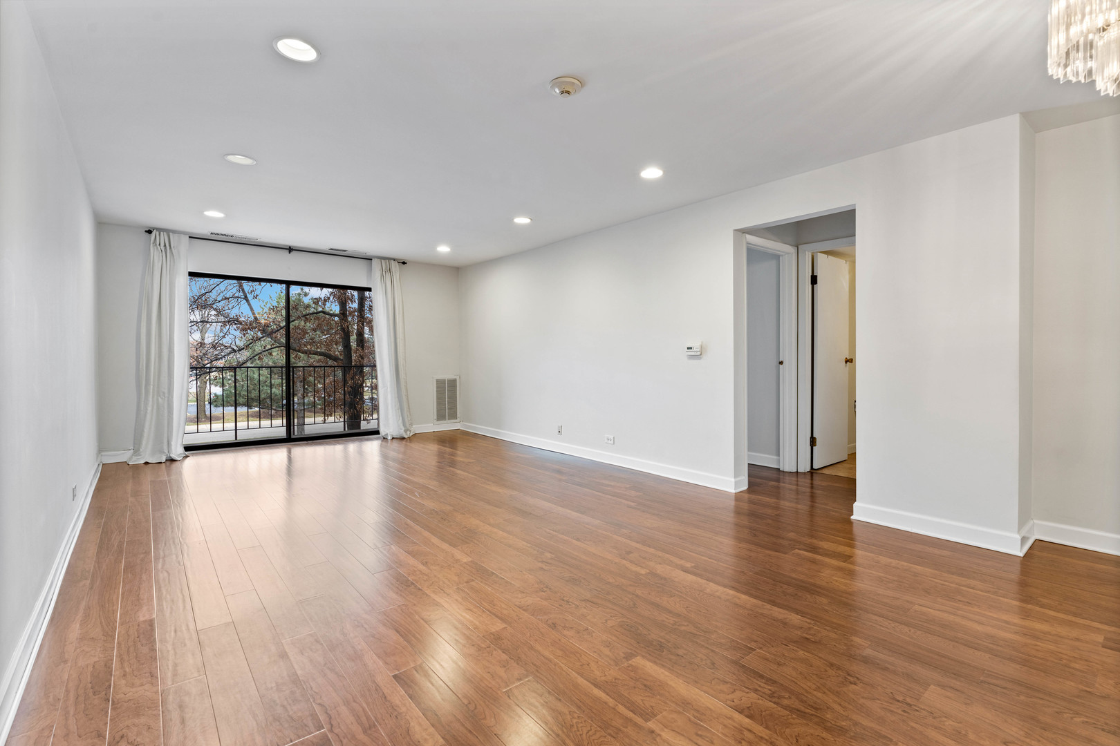 2005 Valencia Drive Unit: 200D