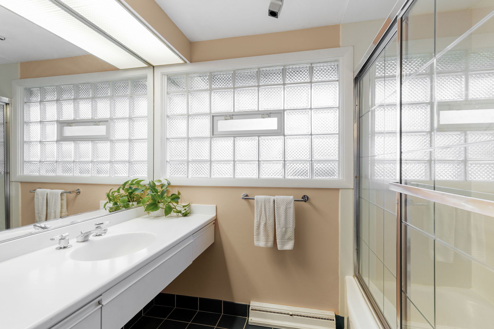 2626 Wilmette Avenue