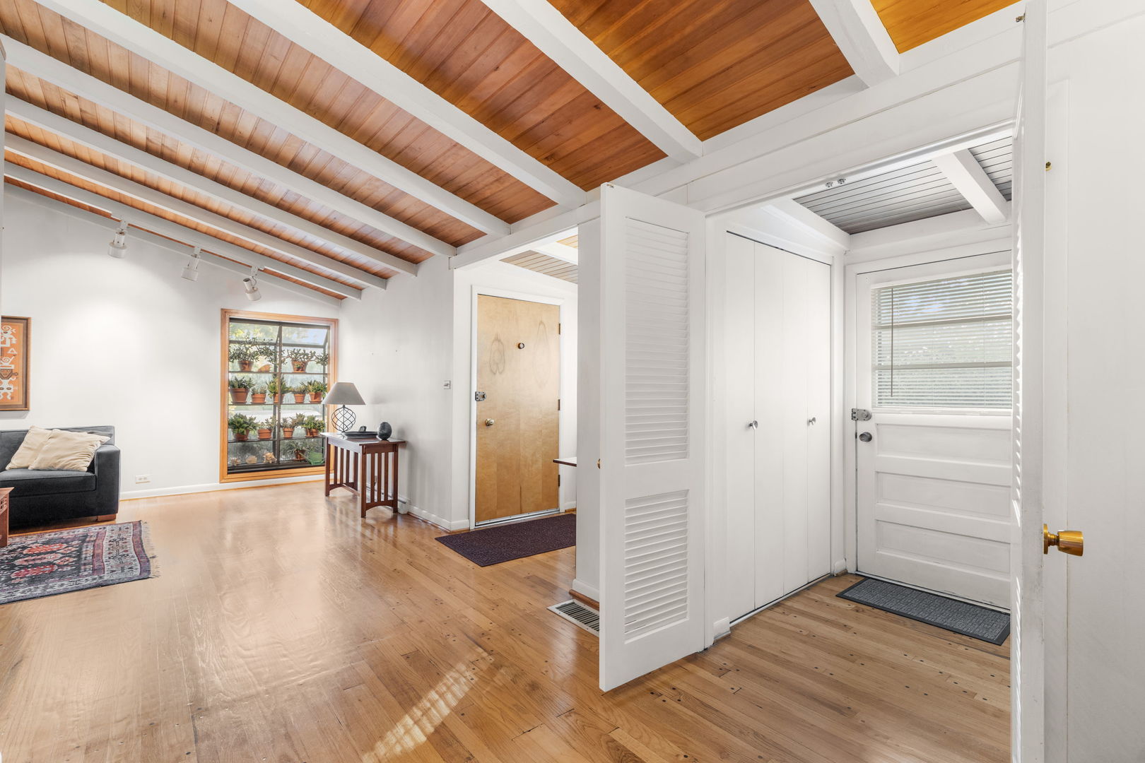 2626 Wilmette Avenue