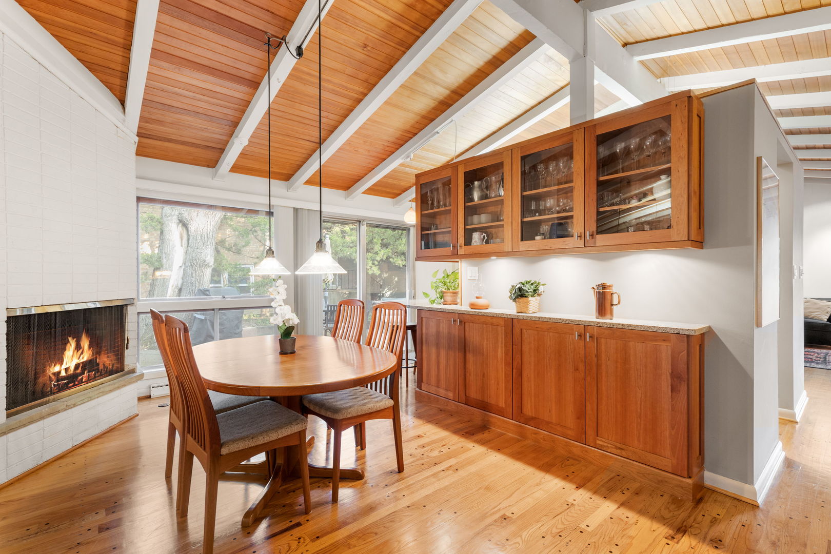 2626 Wilmette Avenue