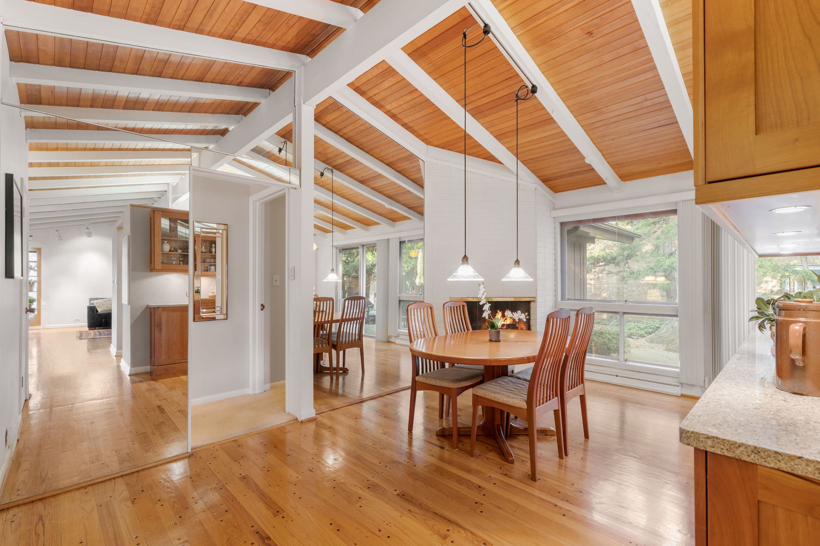 2626 Wilmette Avenue