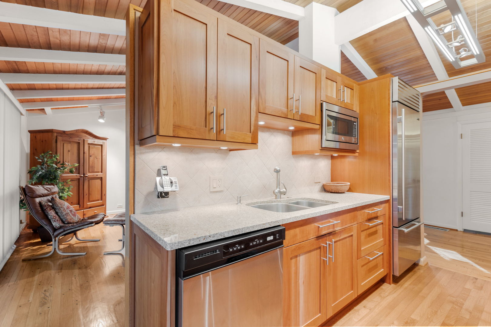 2626 Wilmette Avenue