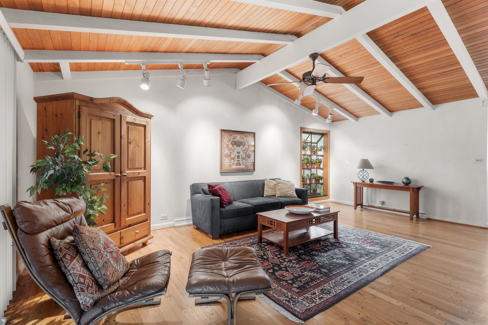 2626 Wilmette Avenue