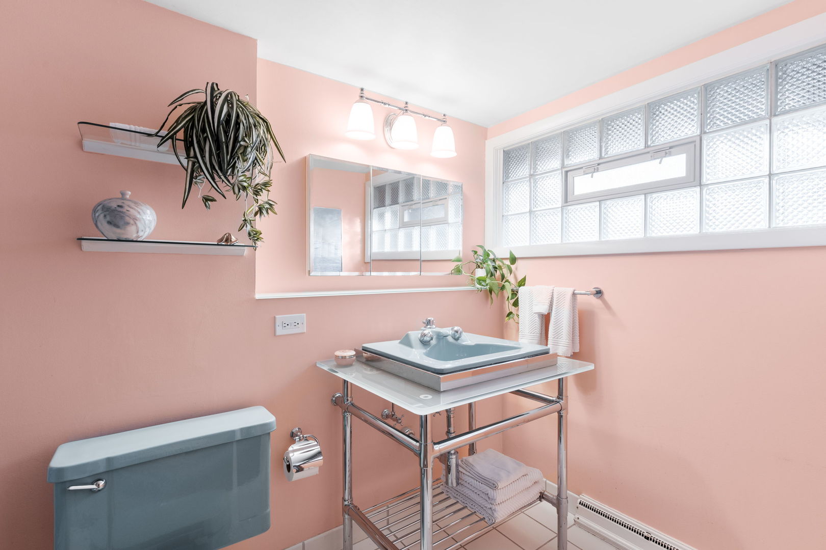 2626 Wilmette Avenue