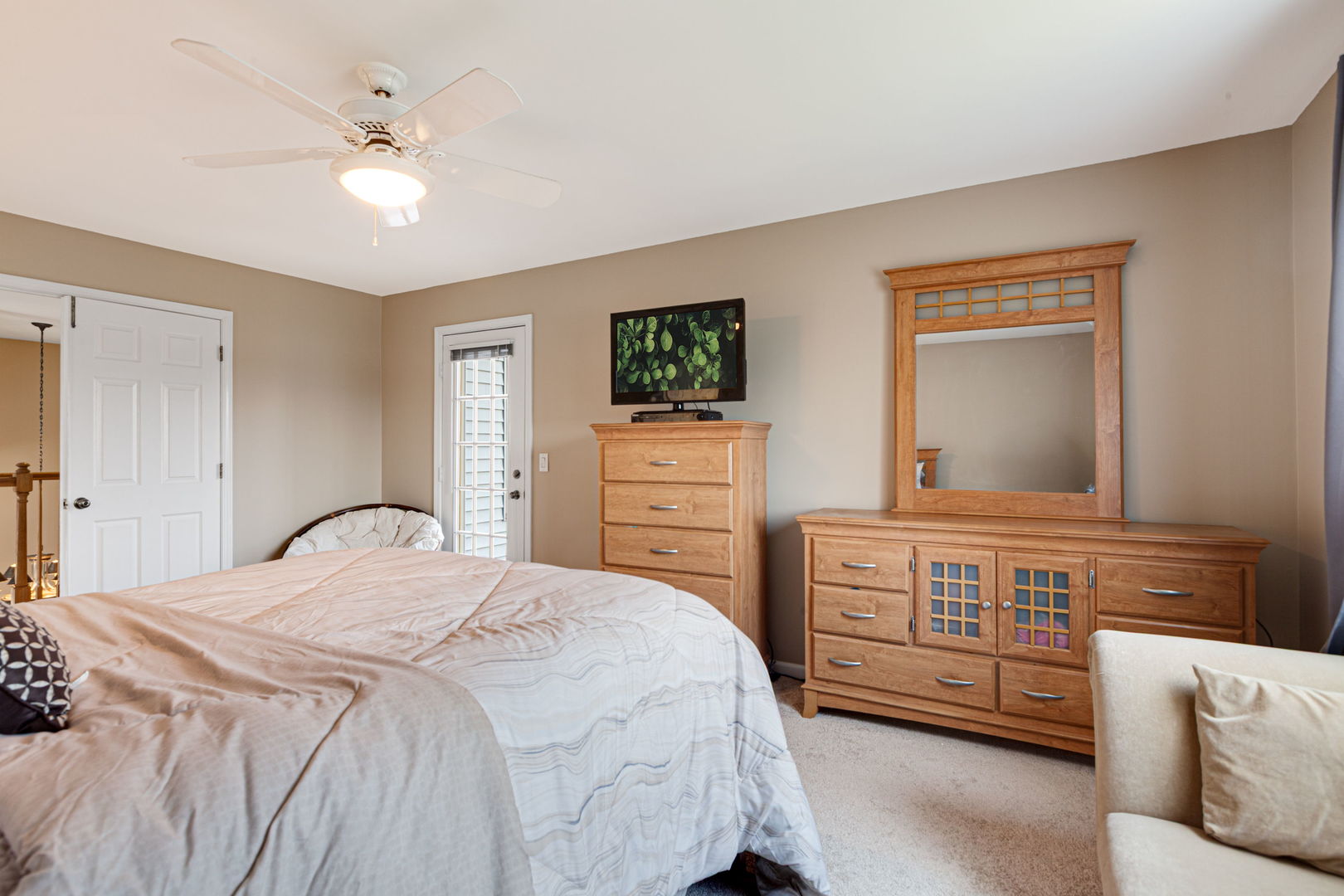 2212 Magnolia Court W