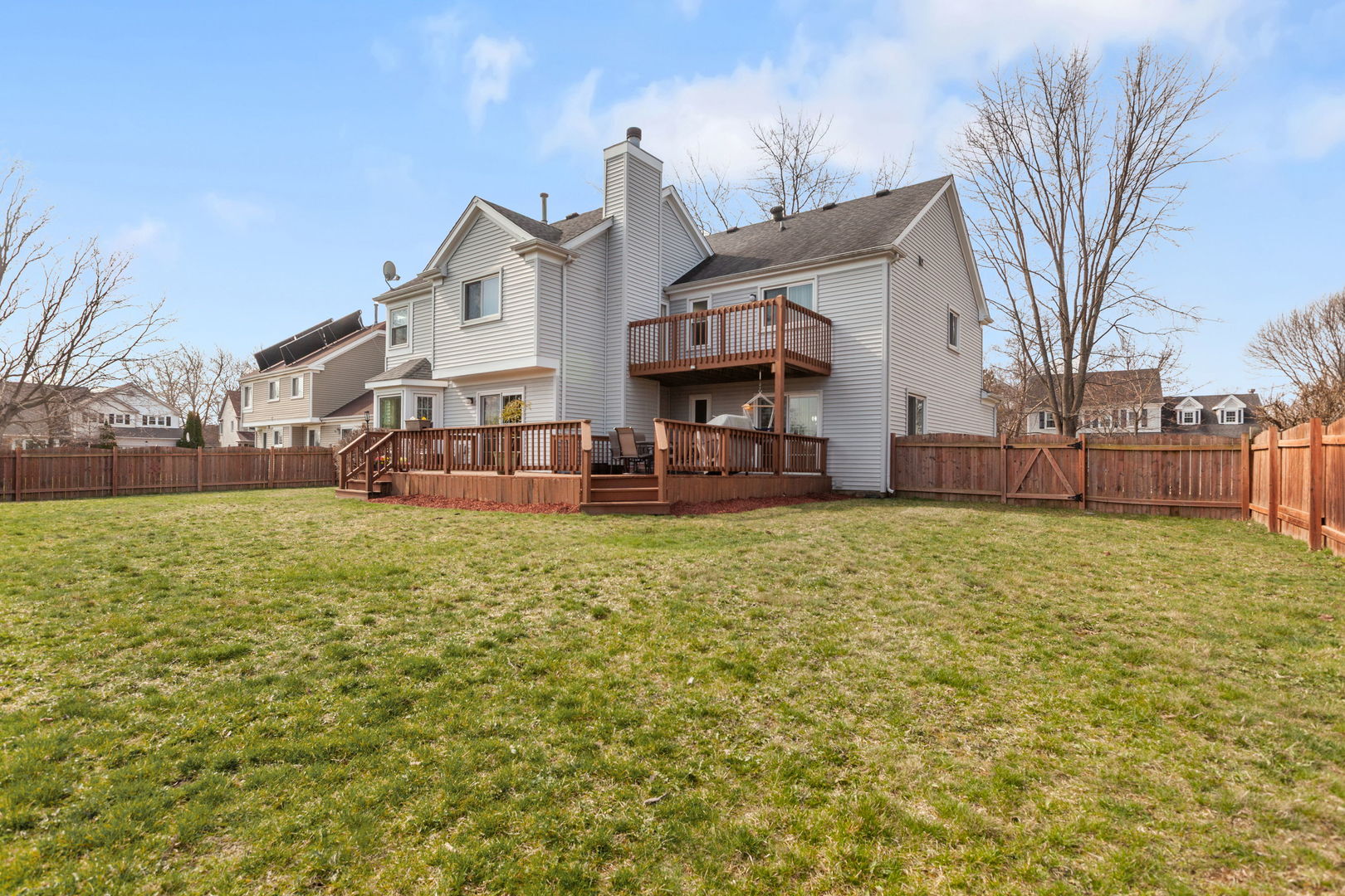 2212 Magnolia Court W