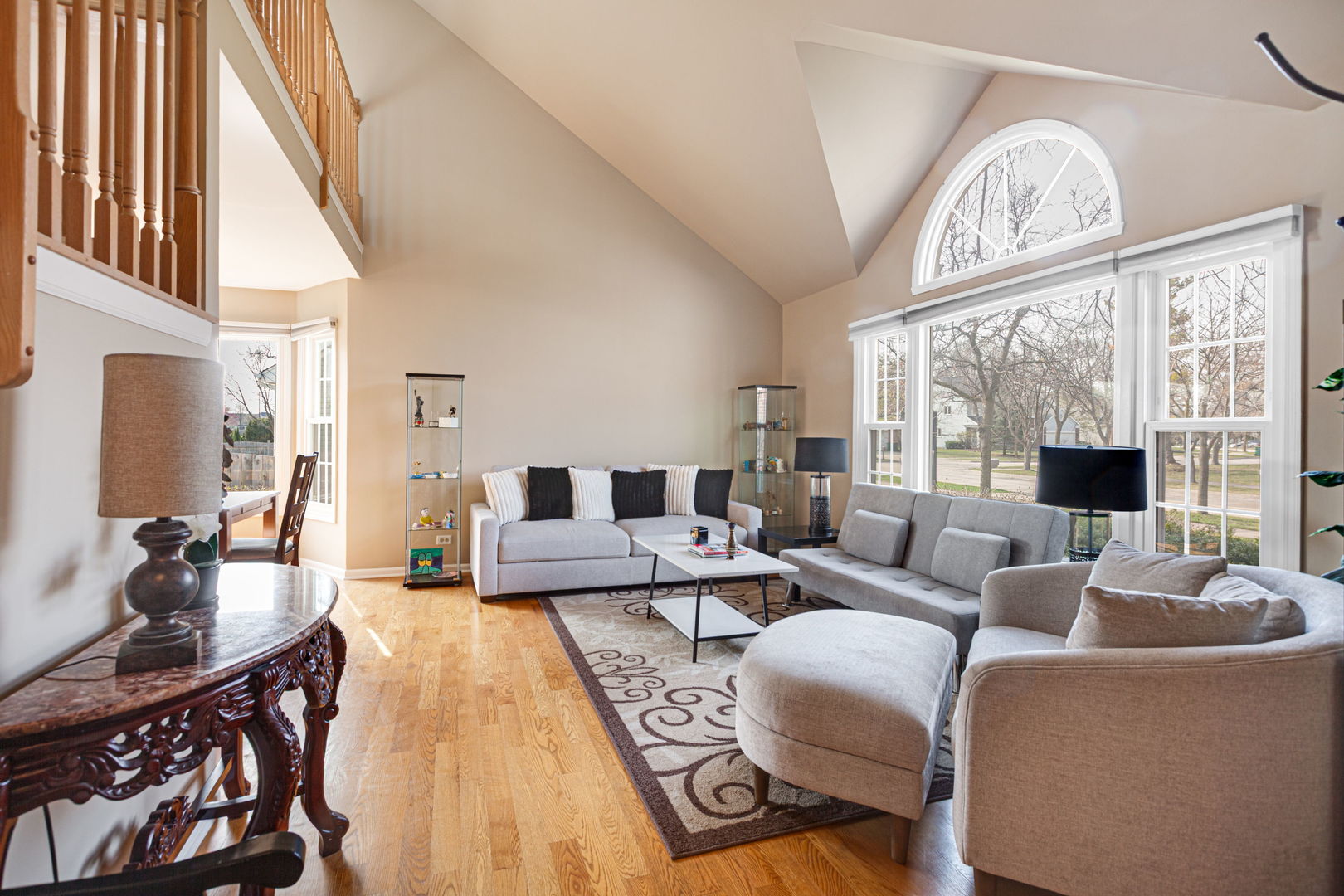 2212 Magnolia Court W