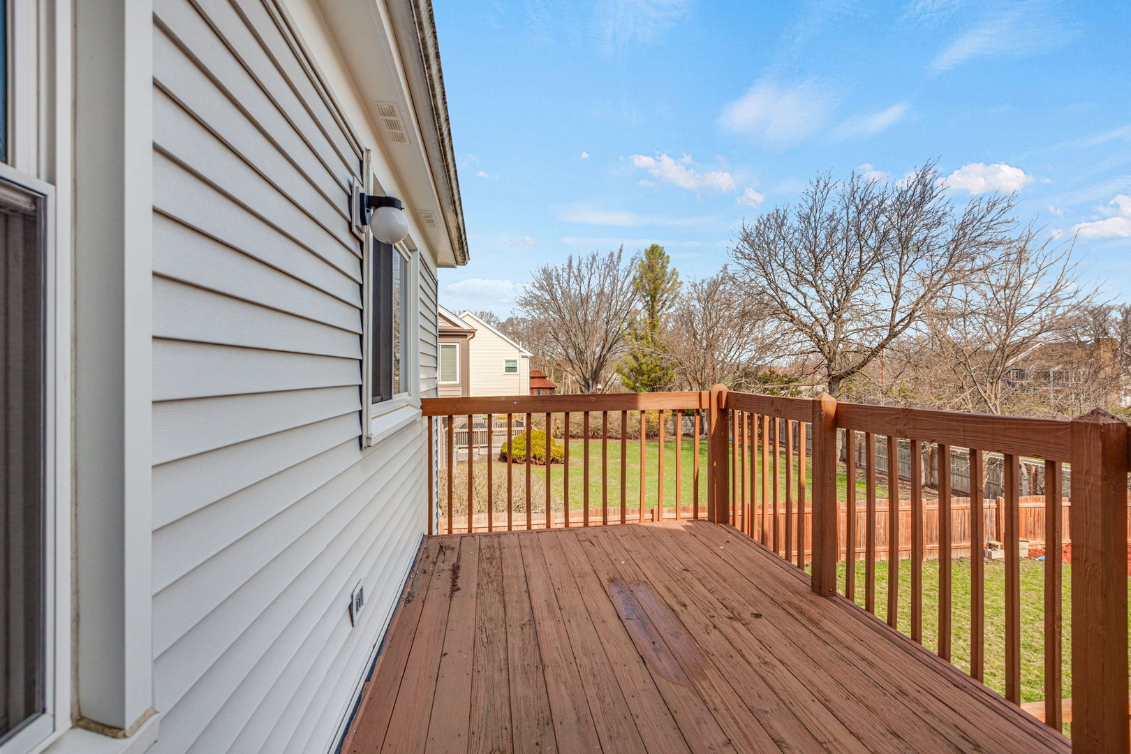 2212 Magnolia Court W