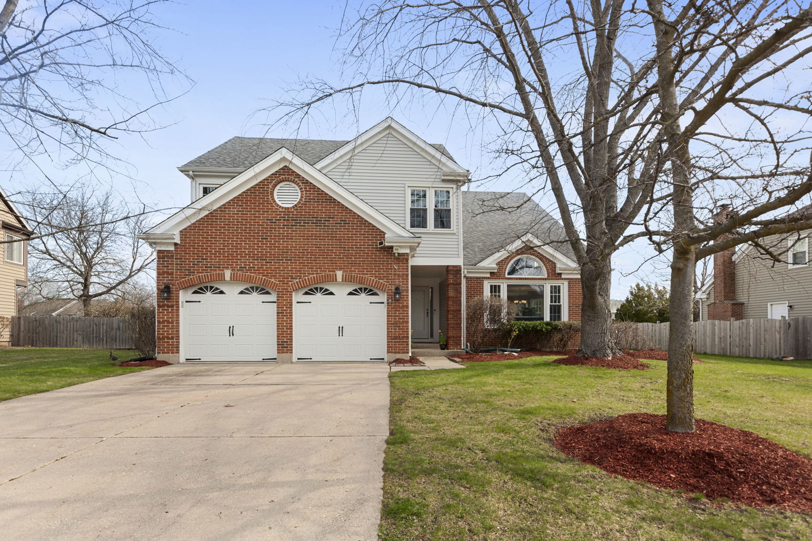 2212 Magnolia Court W