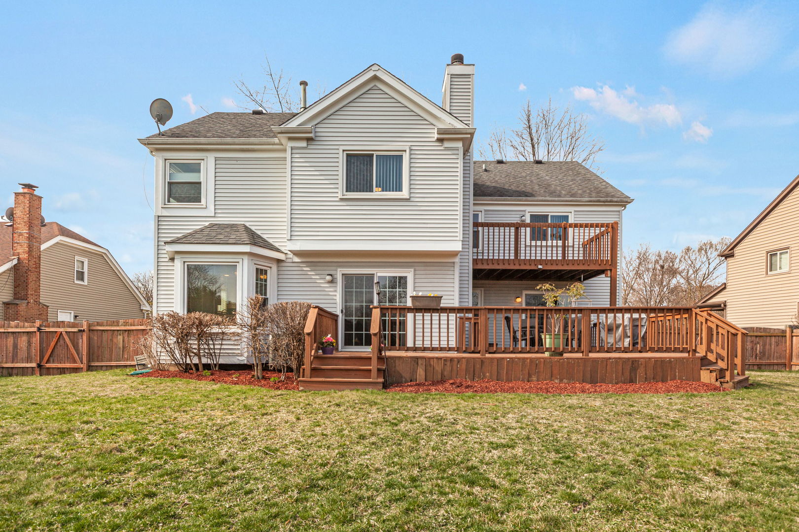 2212 Magnolia Court W