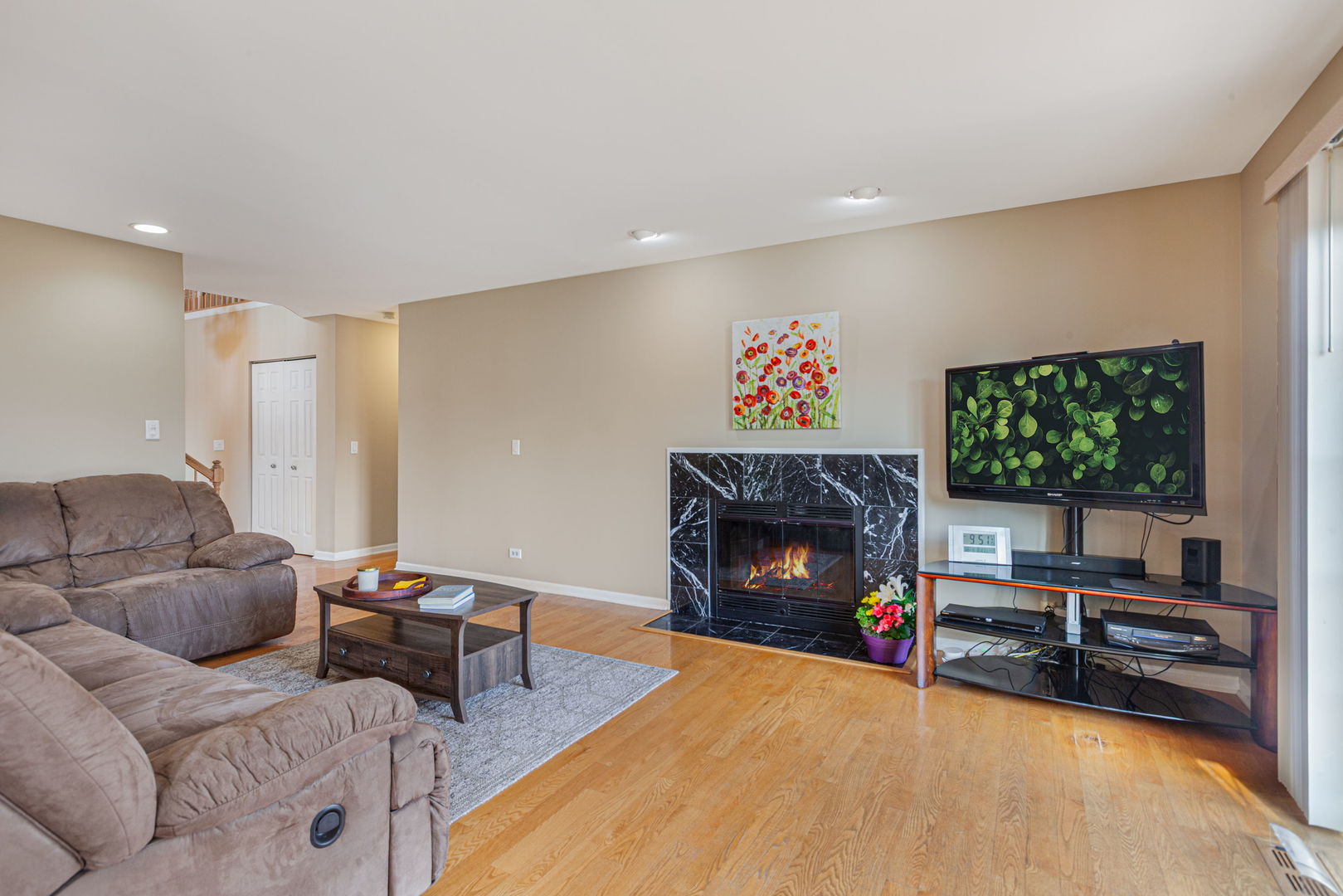 2212 Magnolia Court W