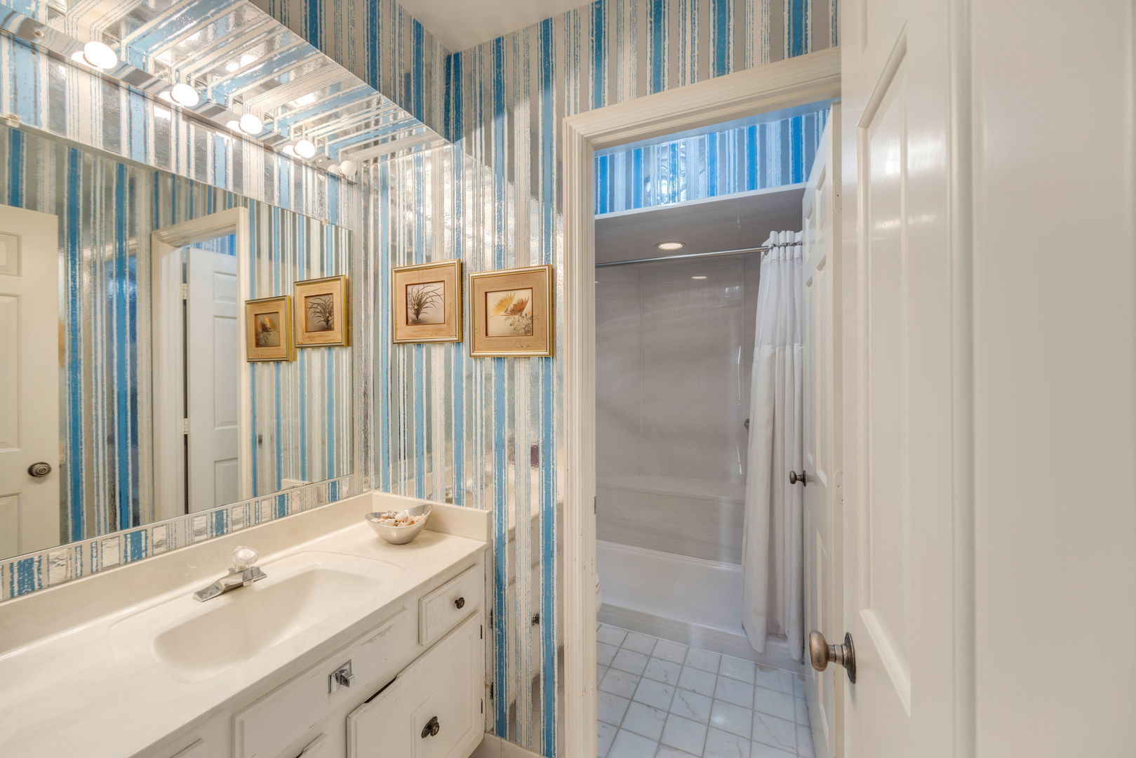 1671 Mission Hills Road Unit: 502